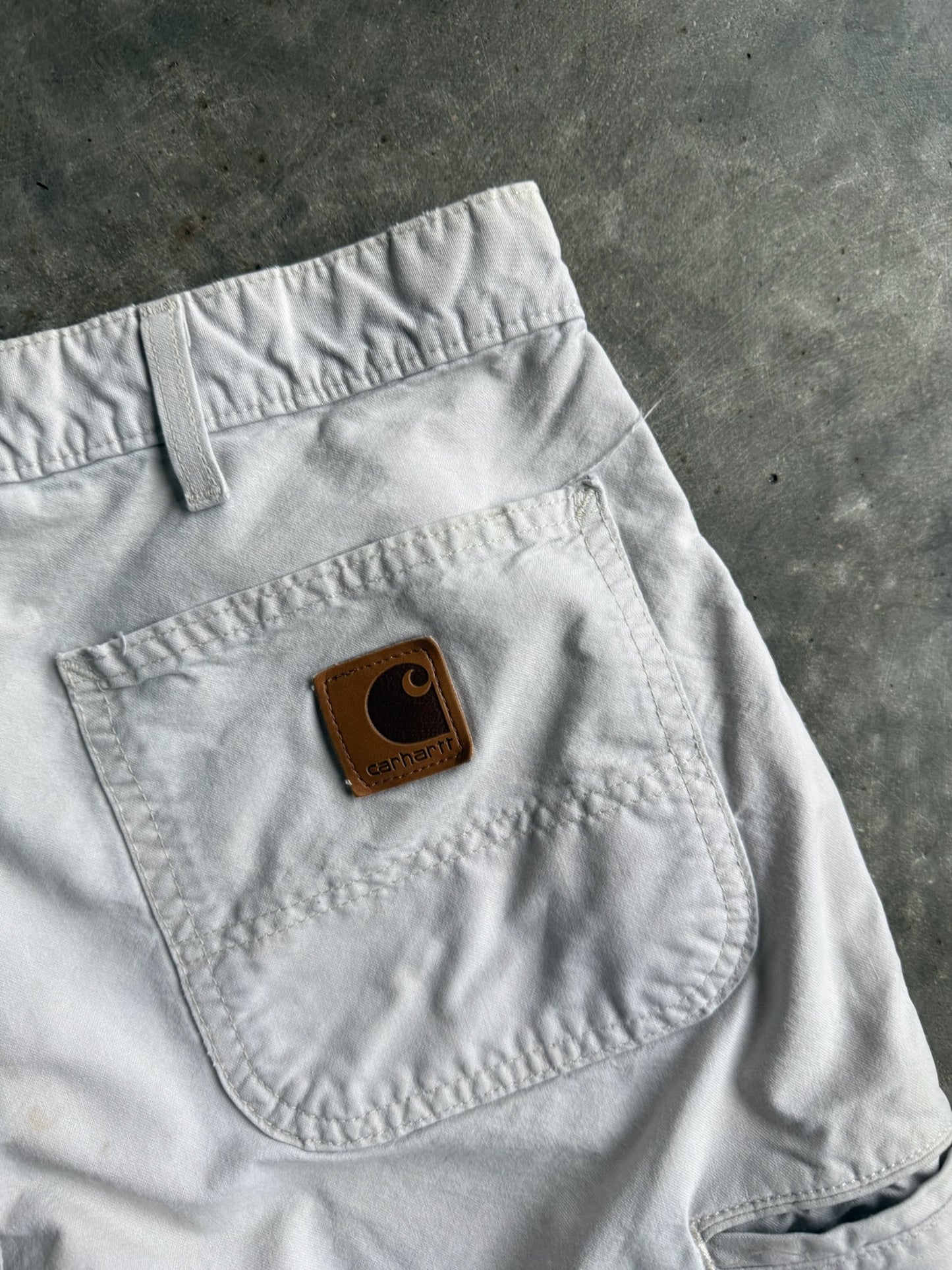 Vintage Beige Carhartt Cargo Shorts - 33
