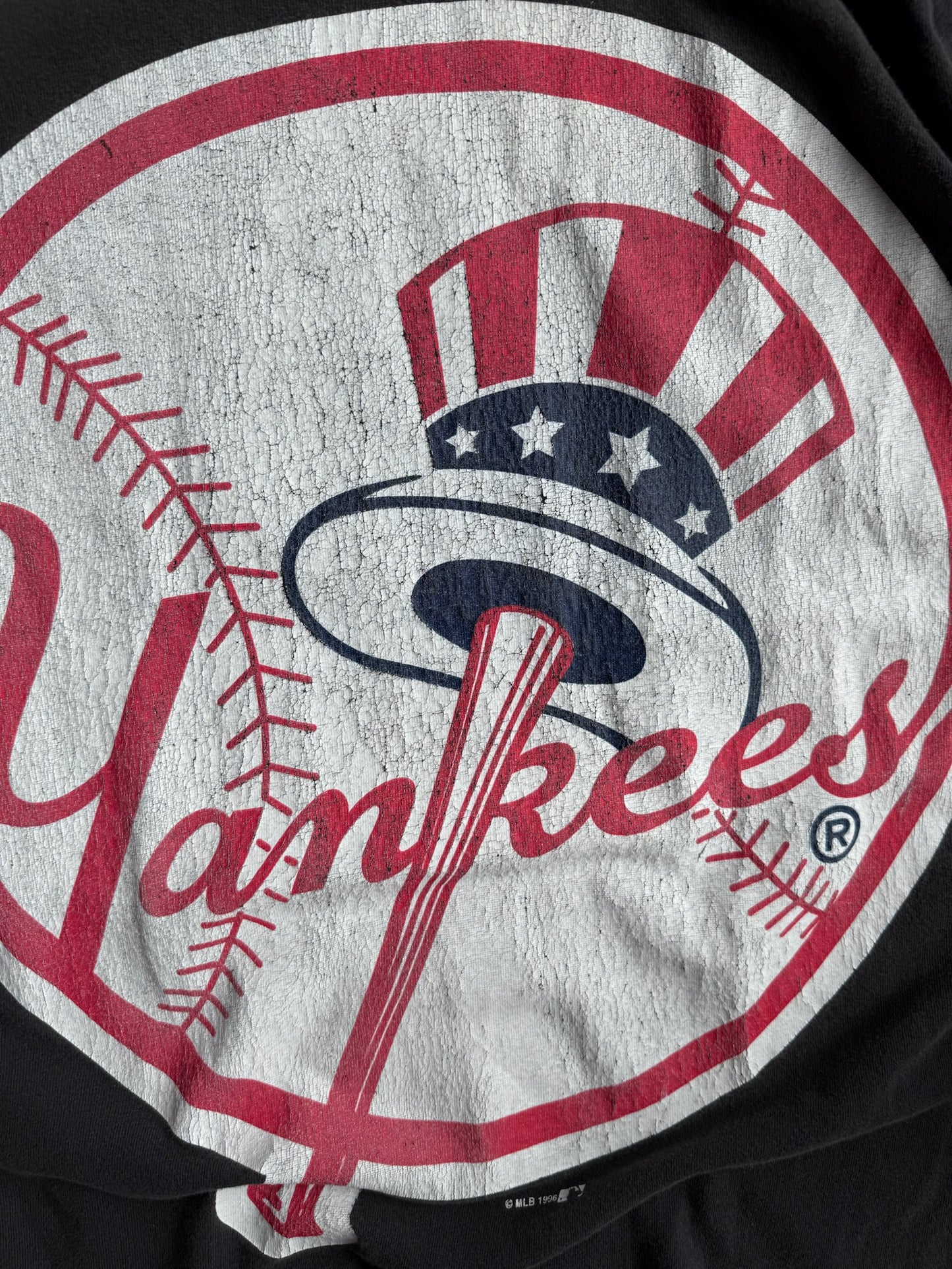 Vintage Faded Yankees Looney Tunes Distressed Tee - M