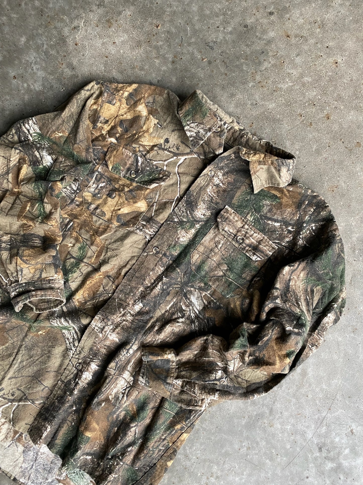 Vintage Camo Button Up - M