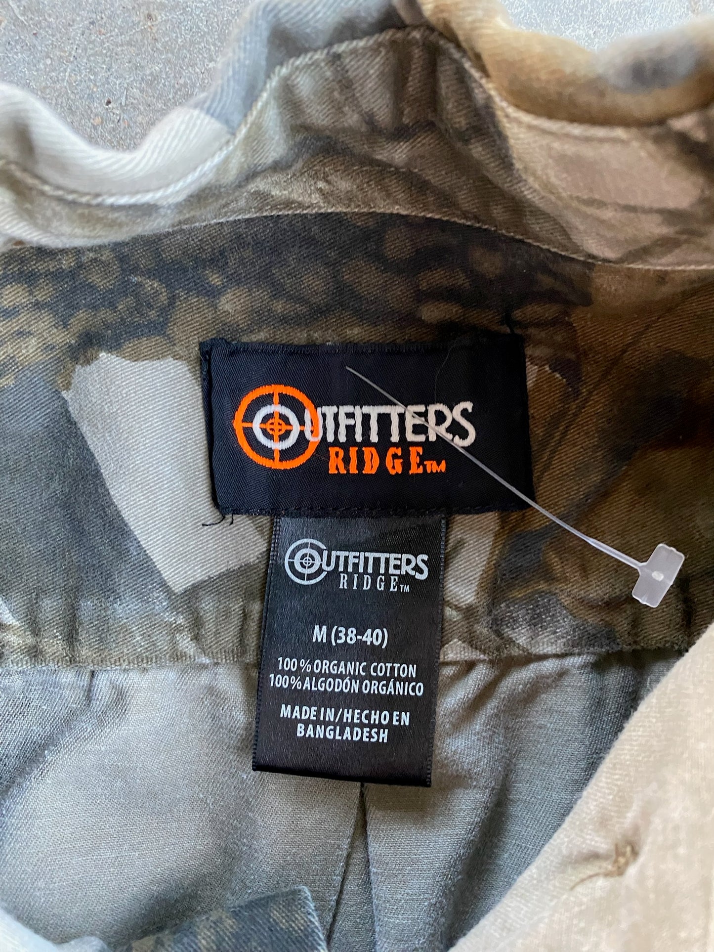 Vintage Ridge Camo Button Up - M