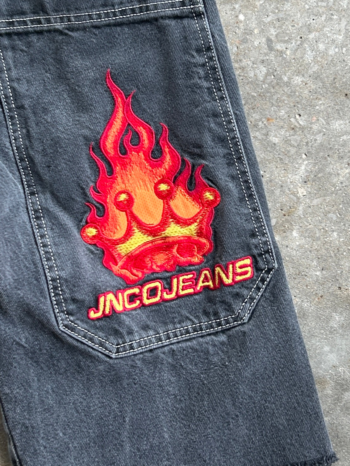 Vintage JNCO Black Denim Shorts - 27