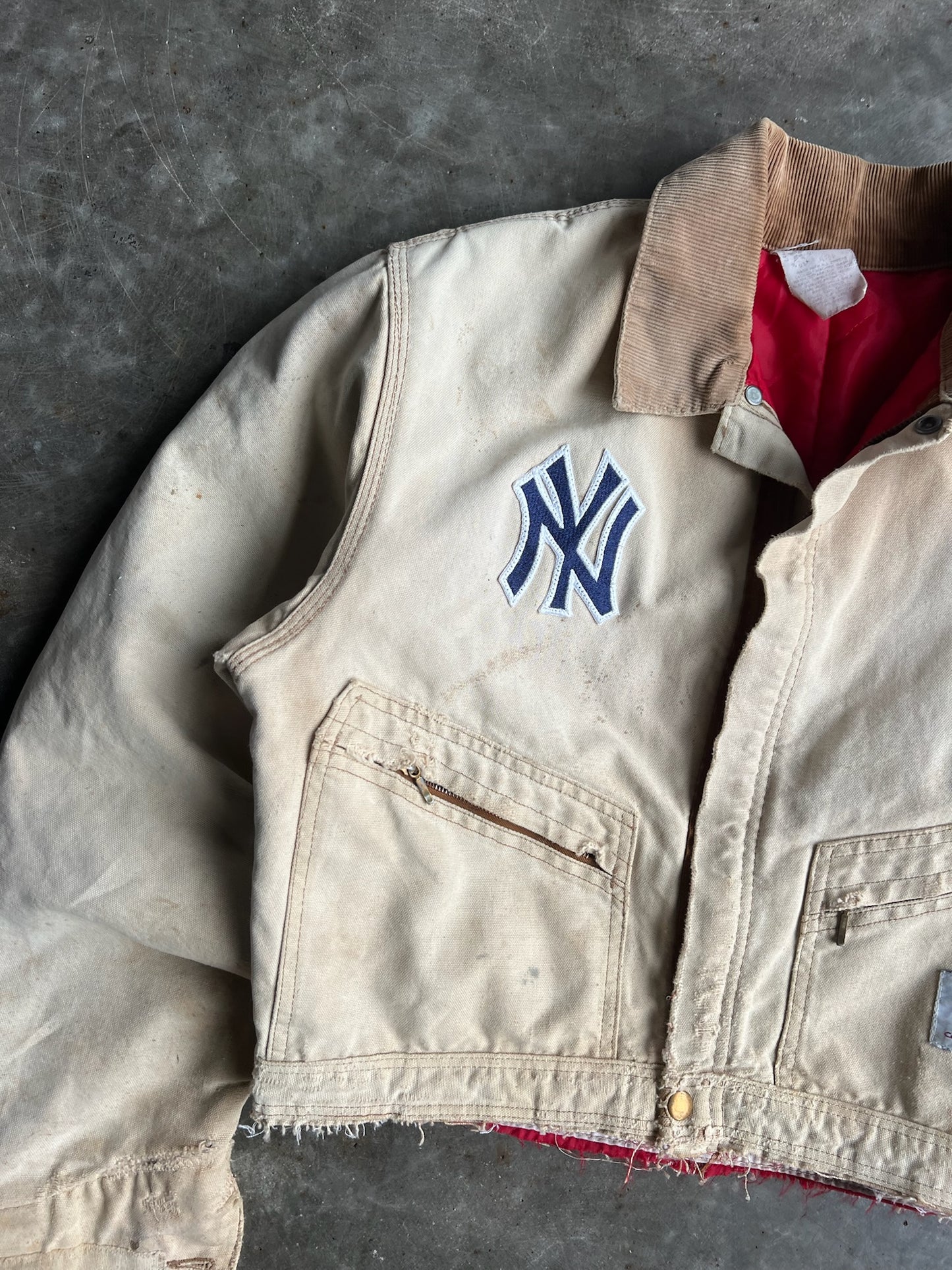 Vintage Cropped Tan Yankees Carhartt Jacket - M