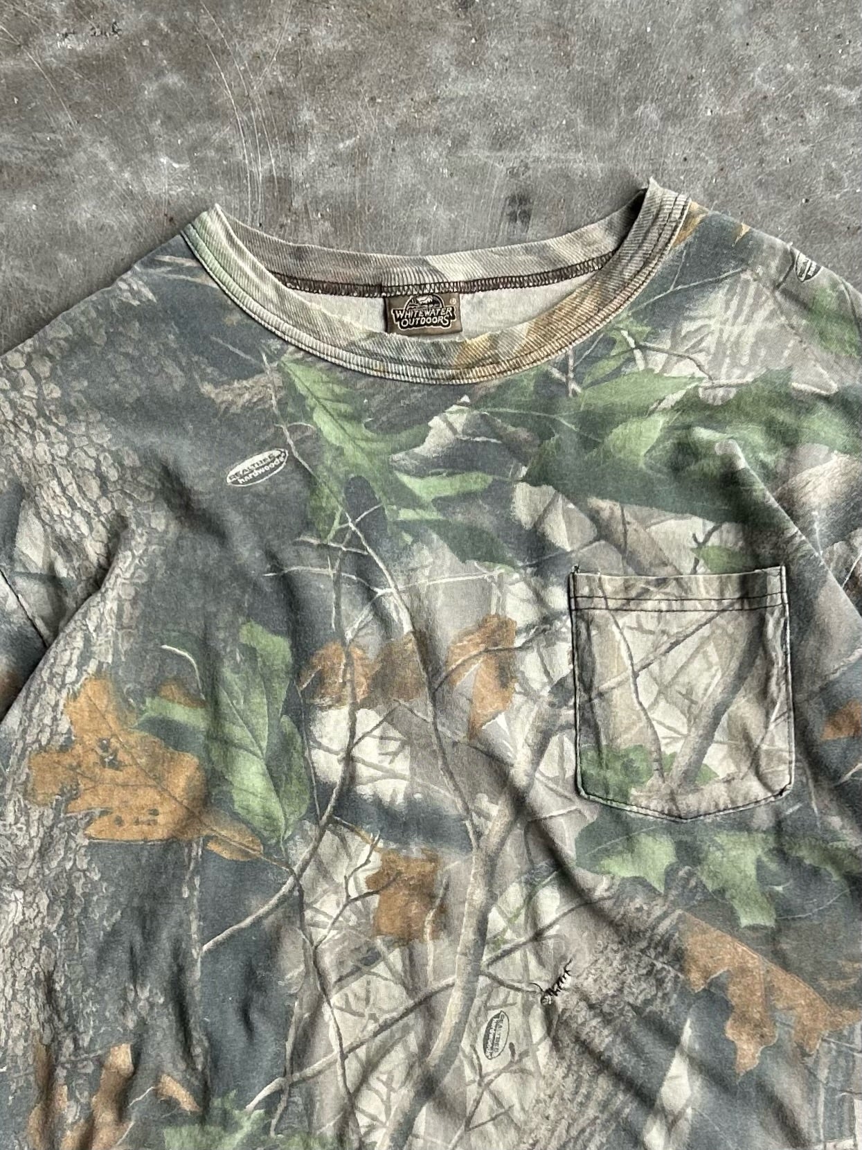 Vintage Whitewater Outdoors Long Sleeve Camo Tee - XL