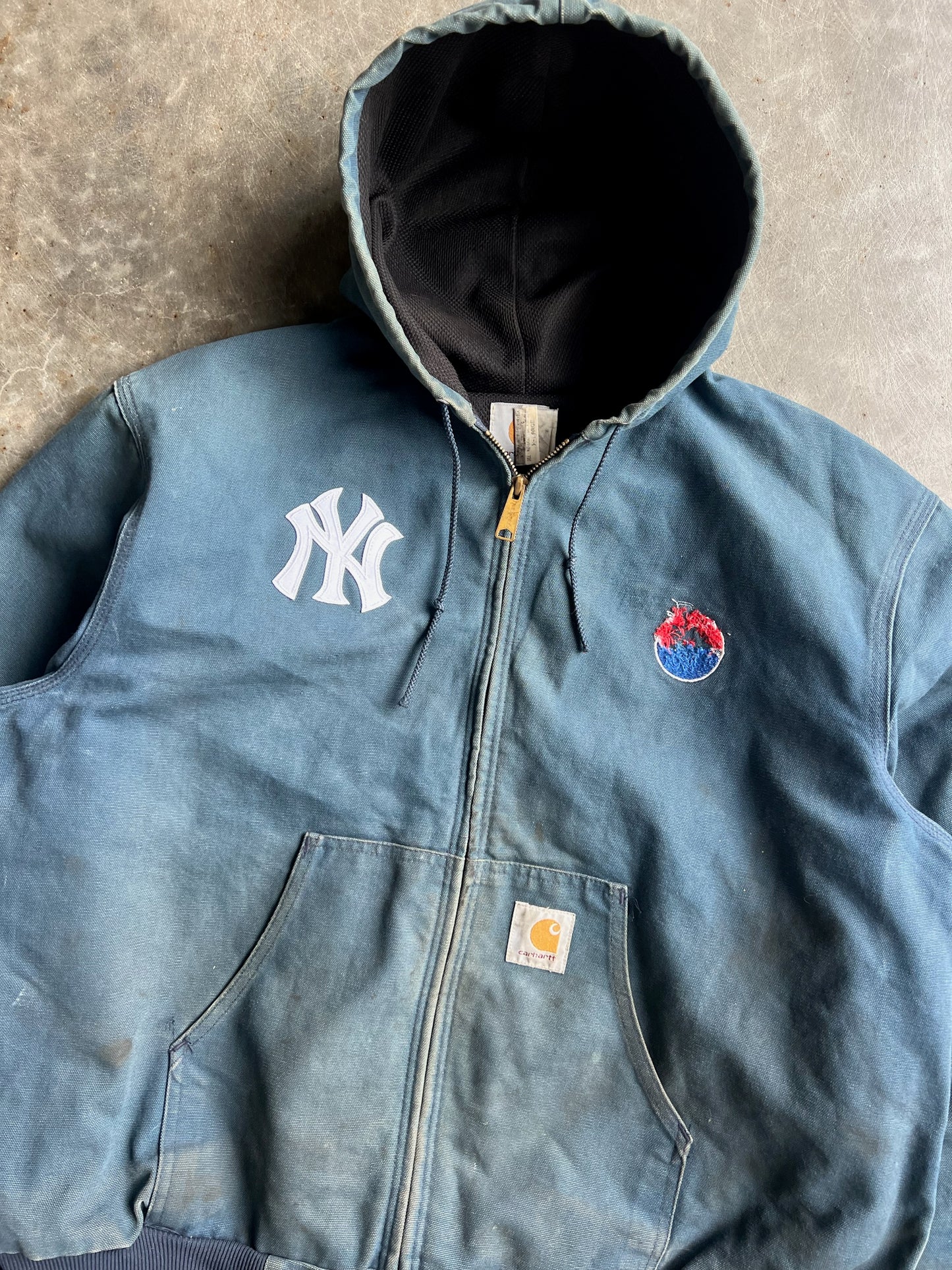 Vintage Navy Embroidered Yankees Hooded Carhartt Jacket - XL