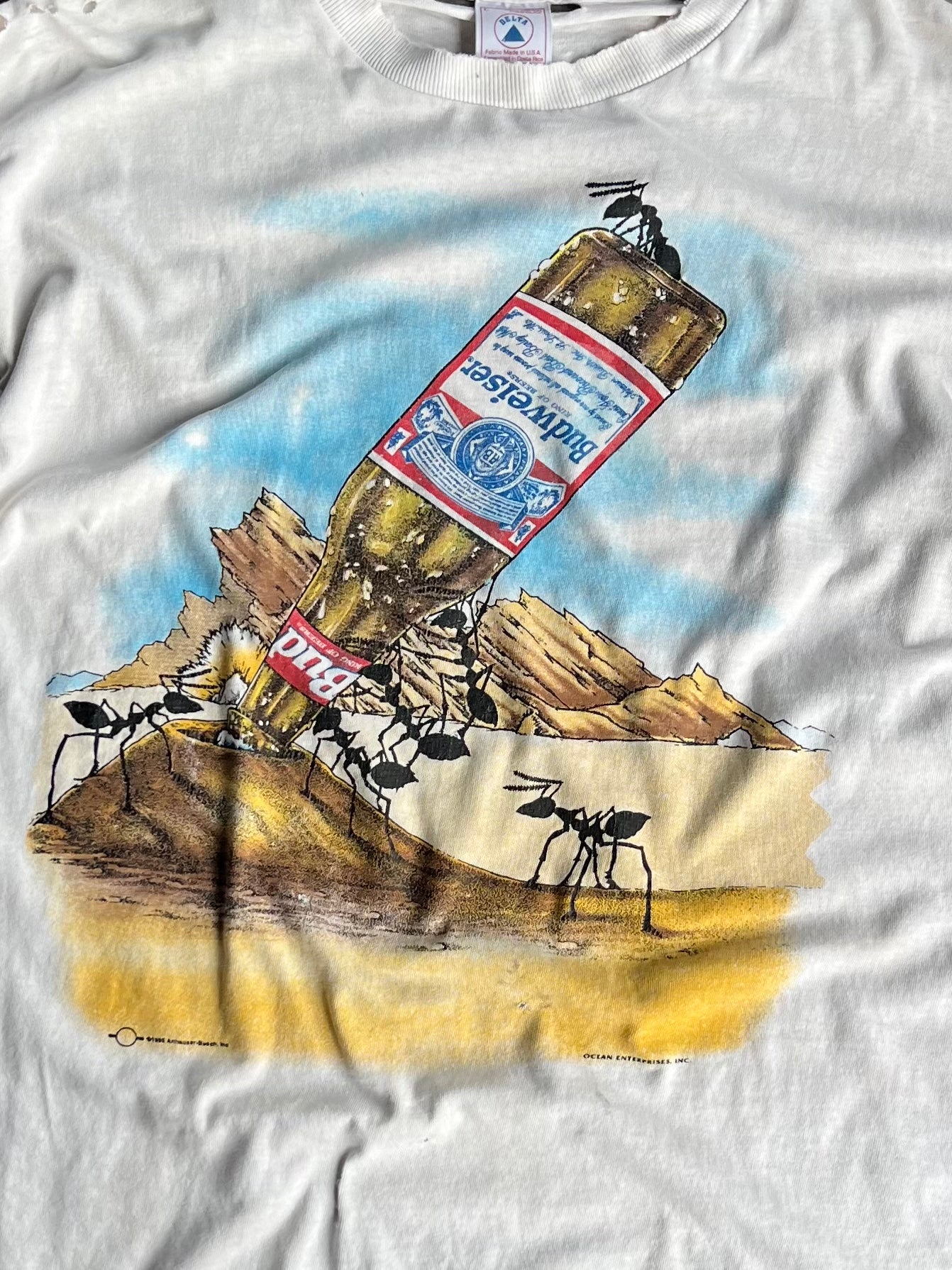 Vintage Distressed Budweiser Ant Hill Shirt - L