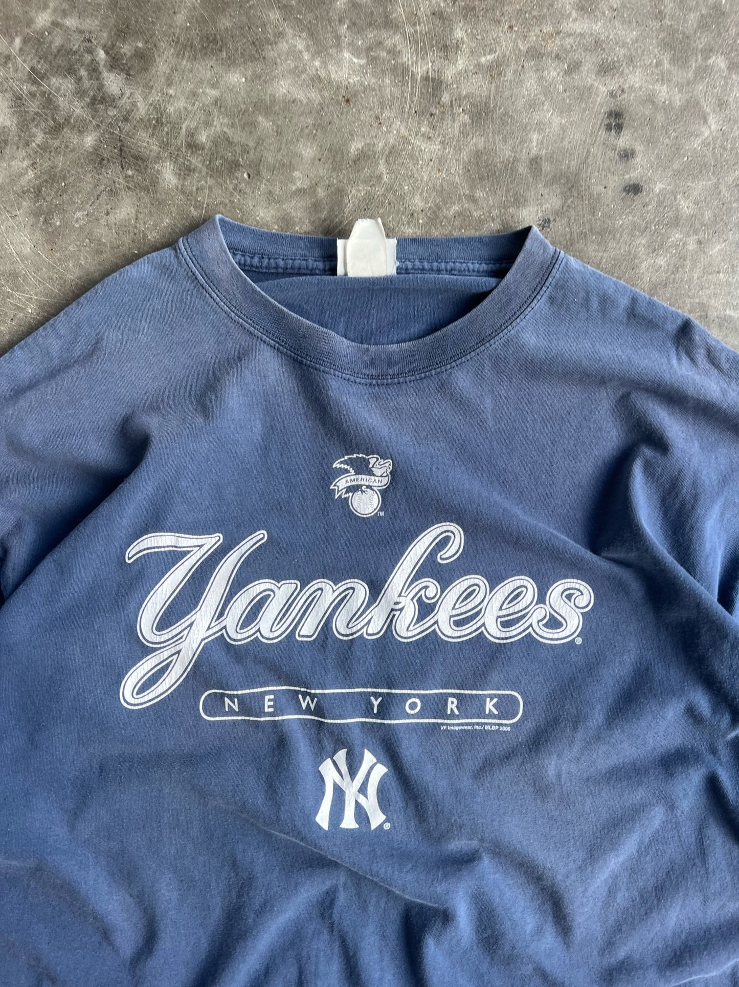 Vintage Navy New York Yankees Shirt - XL