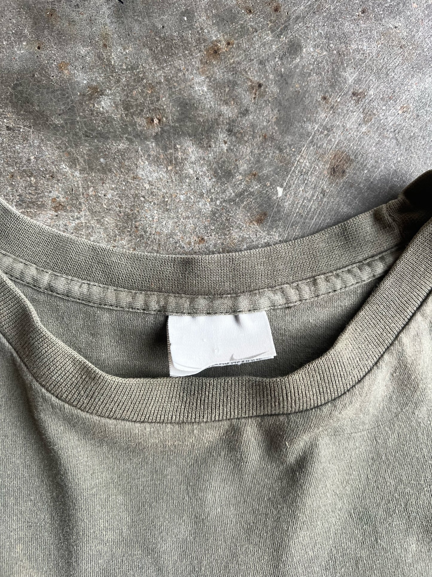 Vintage Olive Green Cropped Nike Shirt - XL