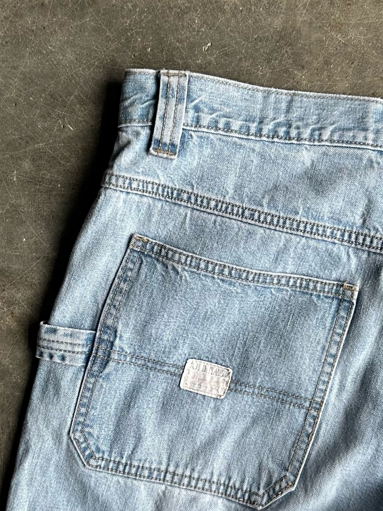 Vintage Light Wash Old Navy Denim Carpenter Shorts - 32