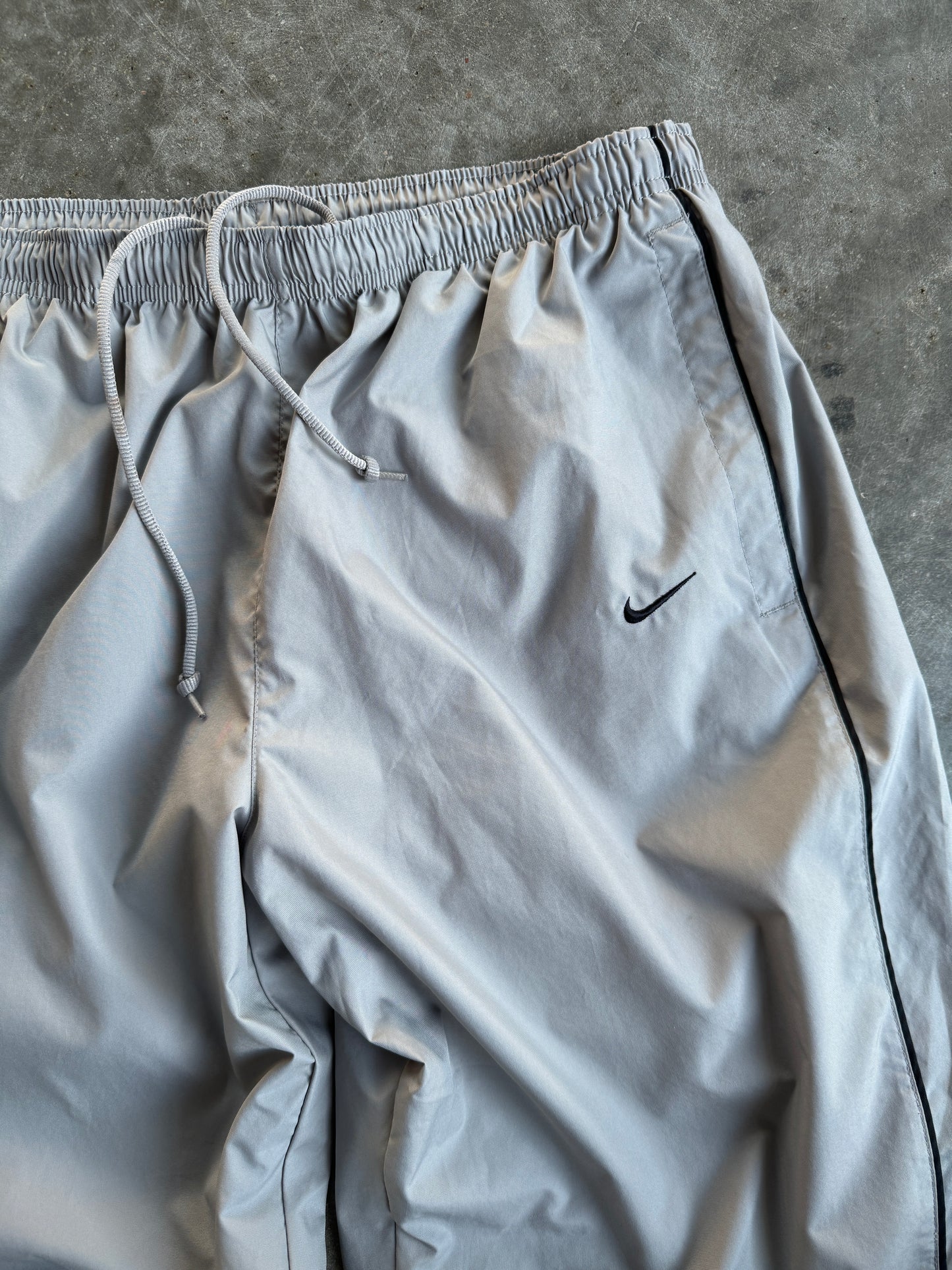 Vintage Grey Nike Track Pants - XL