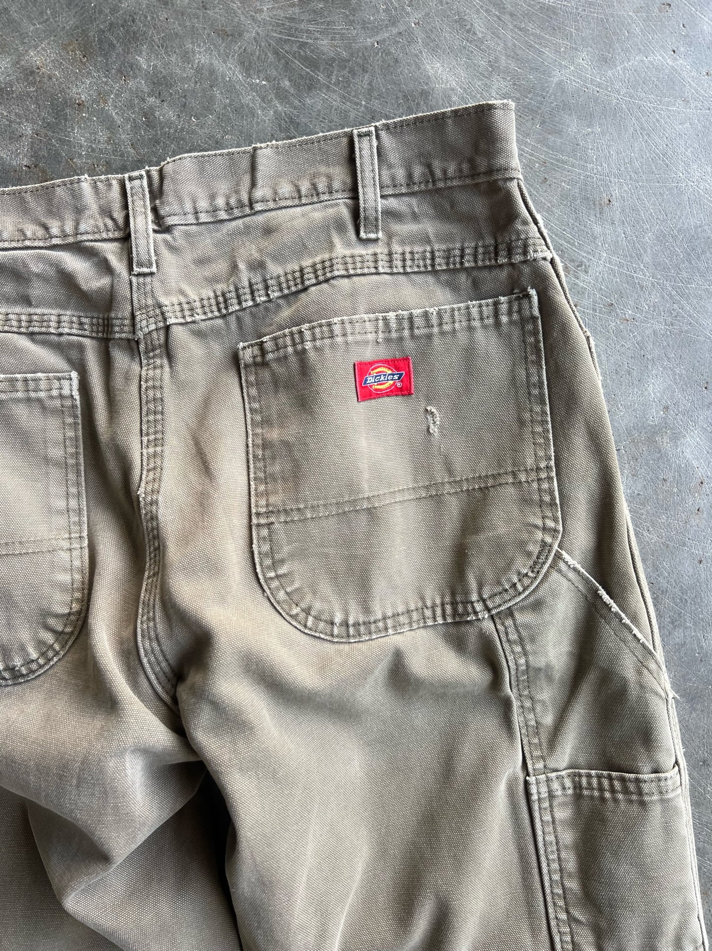 Vintage Distressed Green Dickies Carpenter Pants - 34