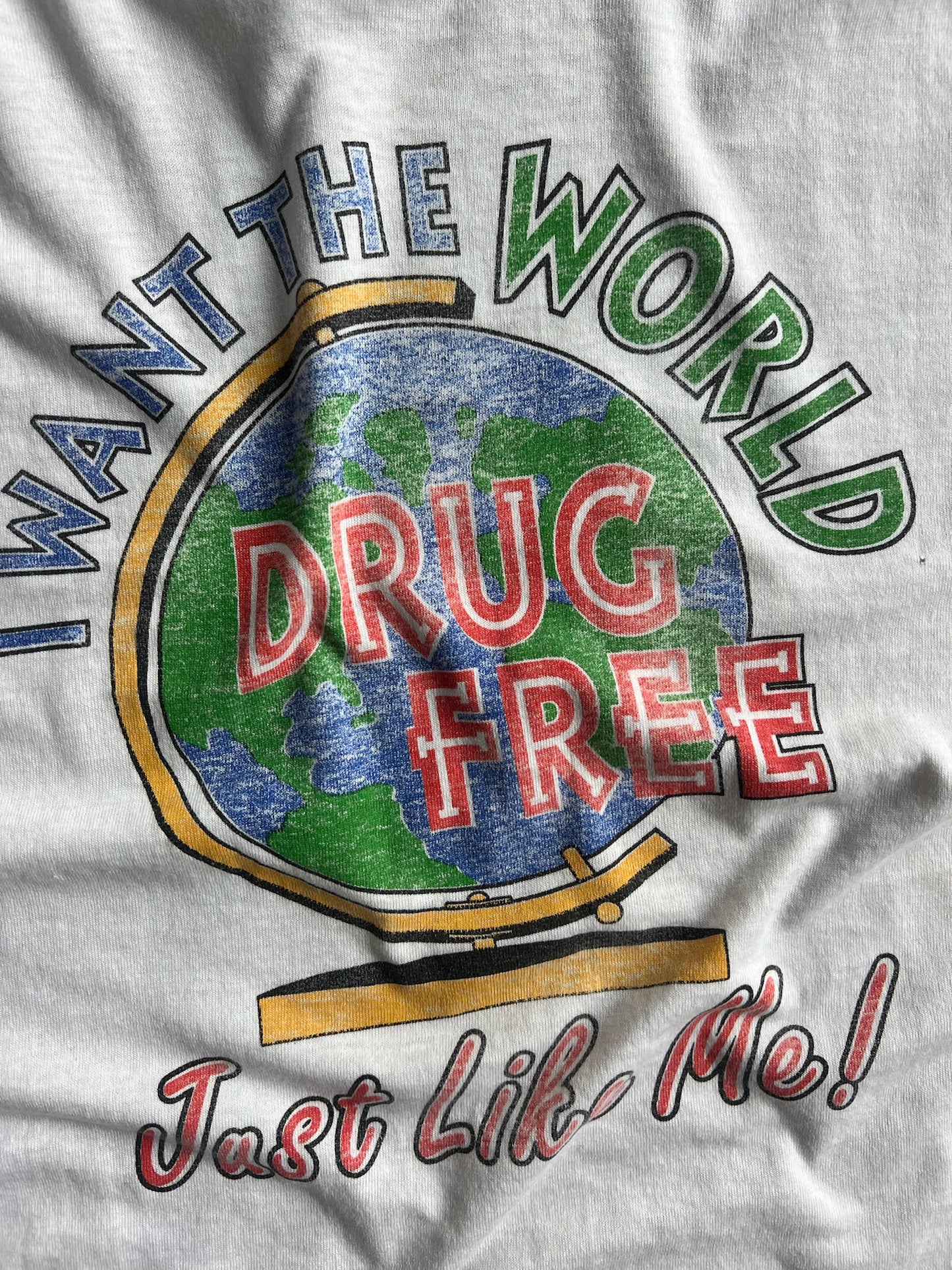 Vintage Drug Free World Graphic Shirt - XL