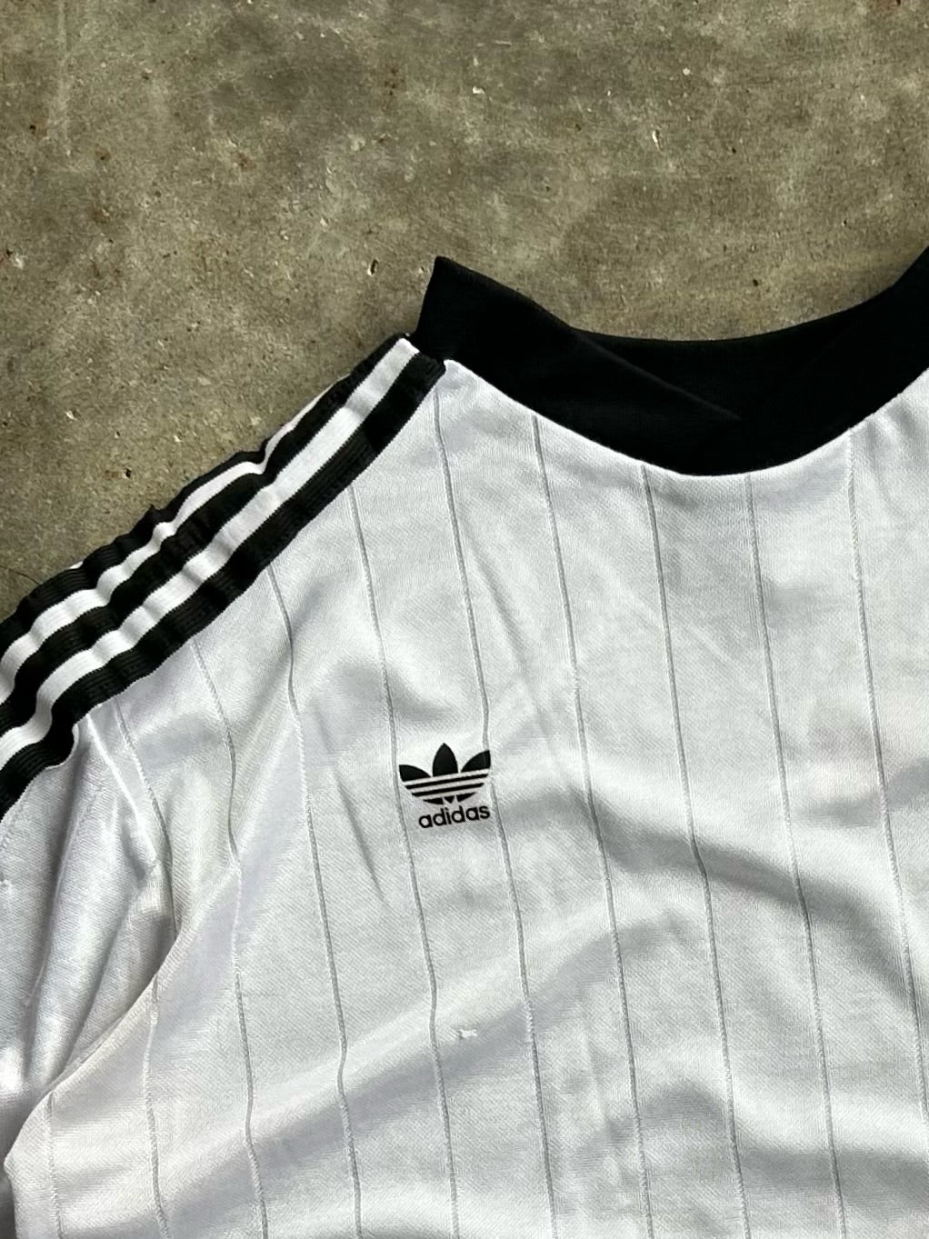 Vintage Adidas White Distressed Tee - M