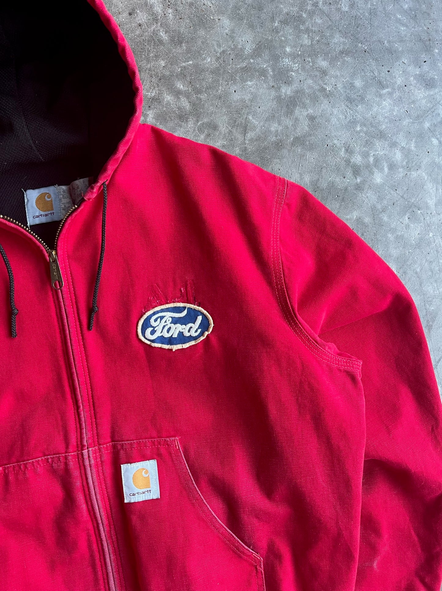 Vintage Red Ford Hooded Carhartt Jacket - XL