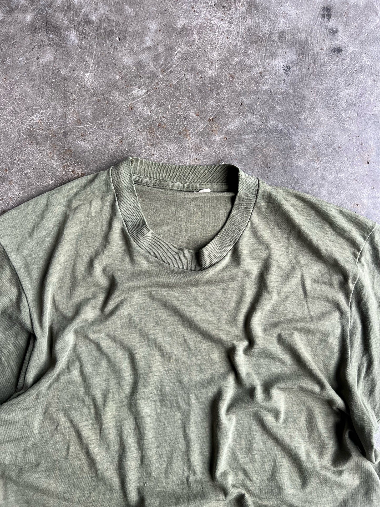 Vintage Olive Green Blank Shirt - M