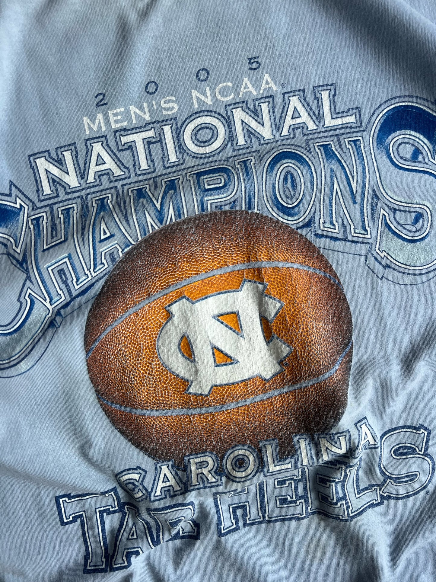 Vintage Carolina Tar Heels Shirt - L