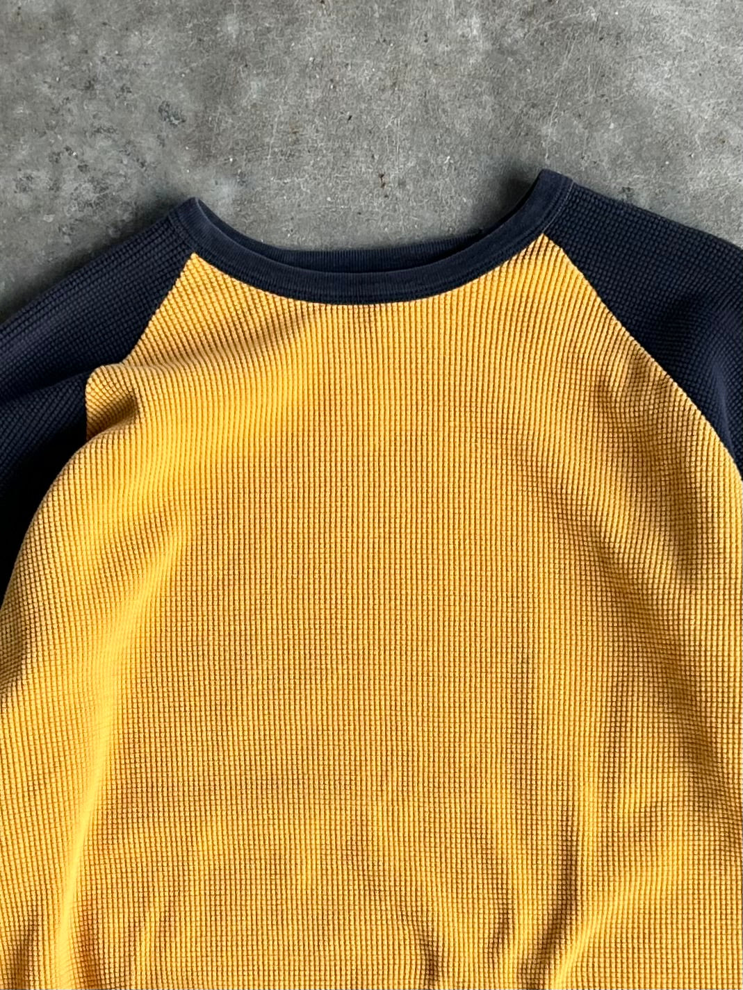 Vintage GAP Yellow and Navy Thermal - L