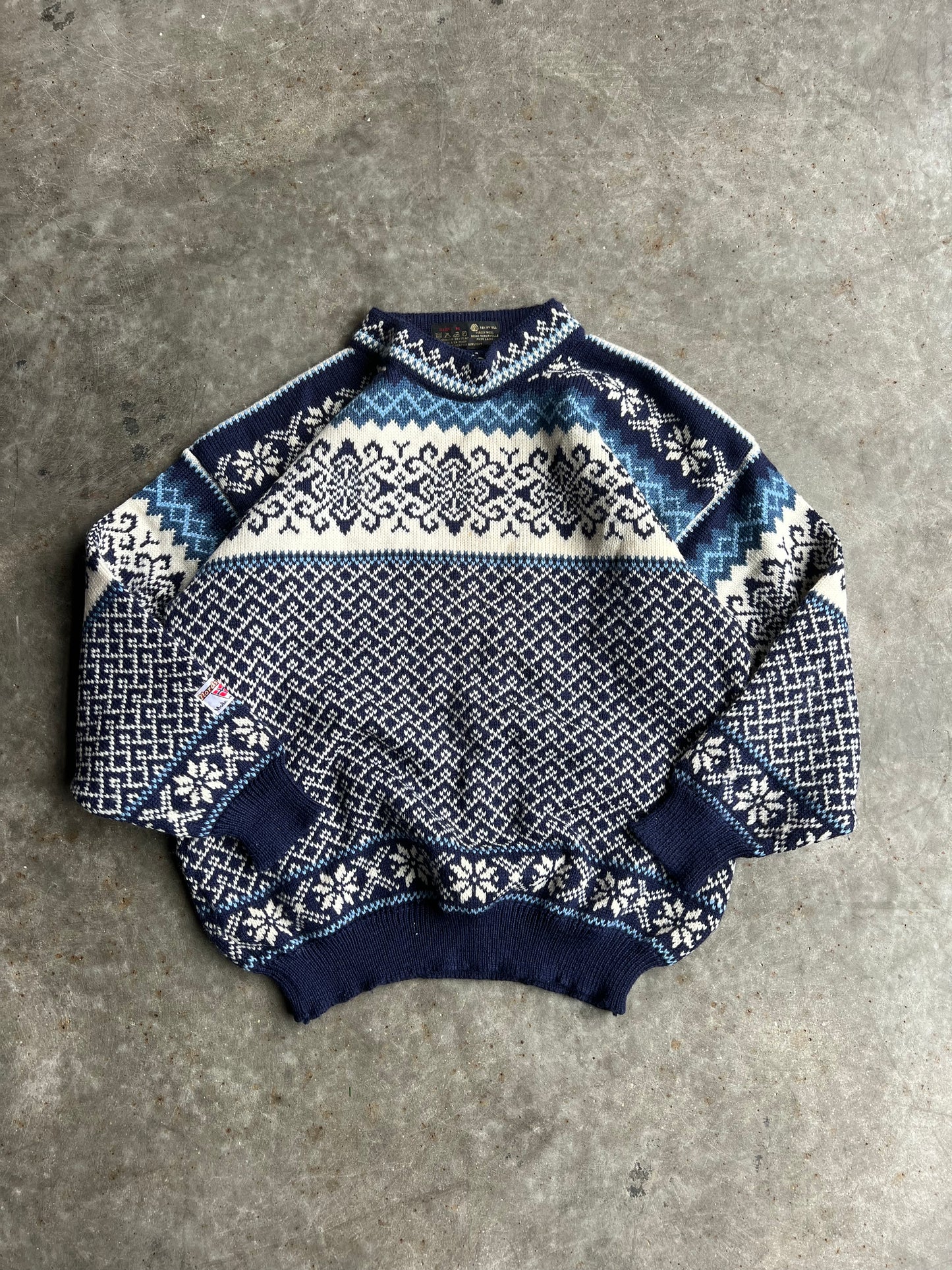 Vintage Nordstrikk Chunky Patterned Sweater - M