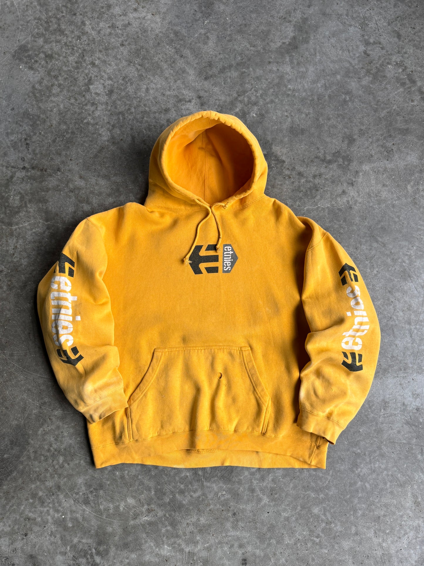 Vintage Yellow Etnies Hoodie - XL