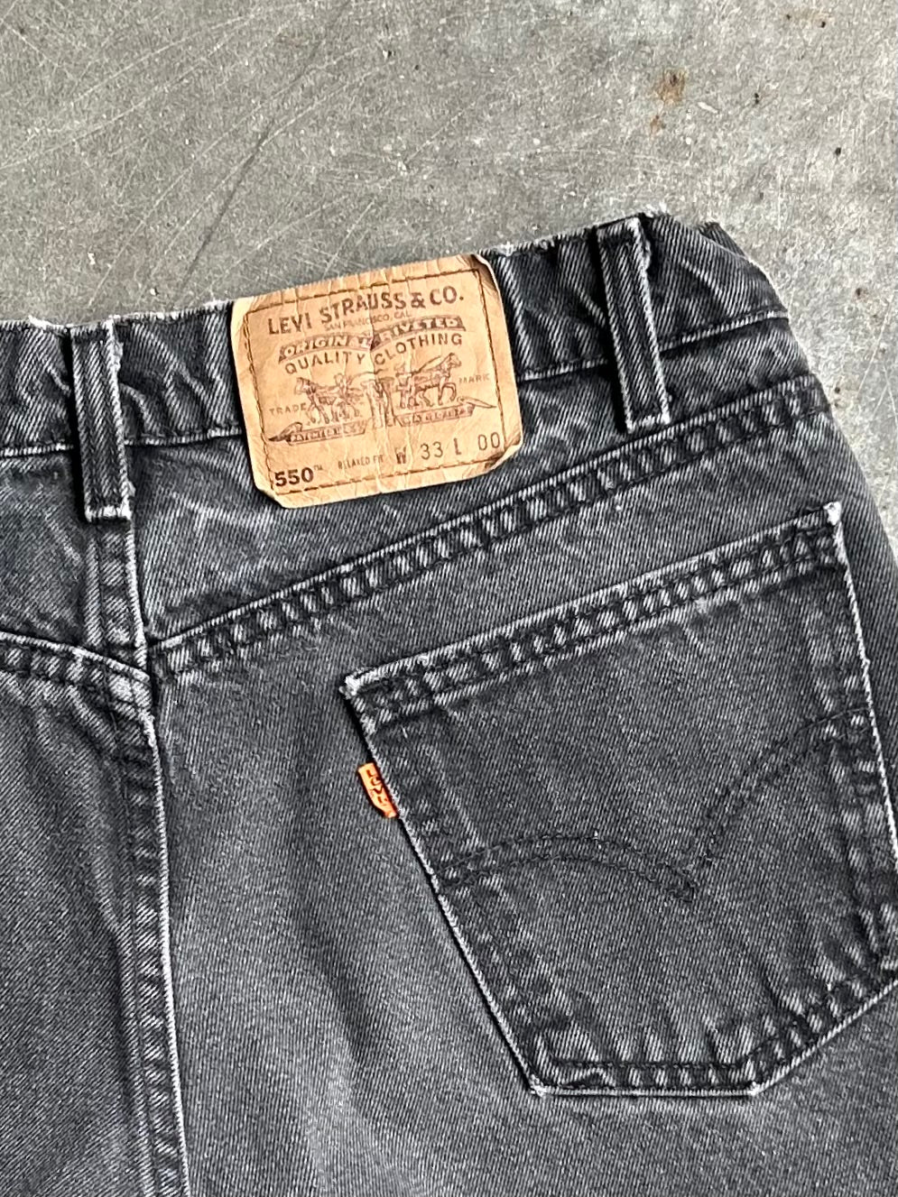 Vintage Levi’s 550 Orange Tab Denim Shorts - 31