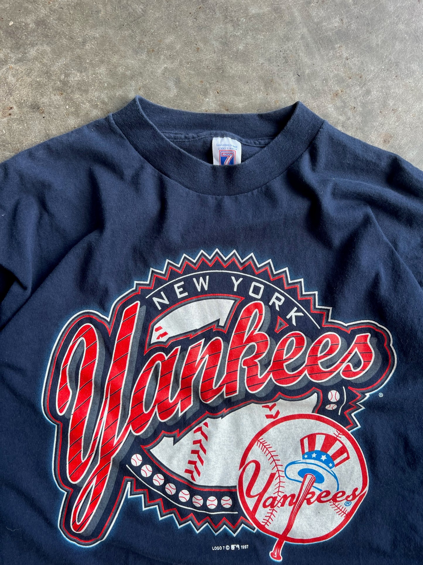 Vintage Navy New York Yankees Shirt - XL