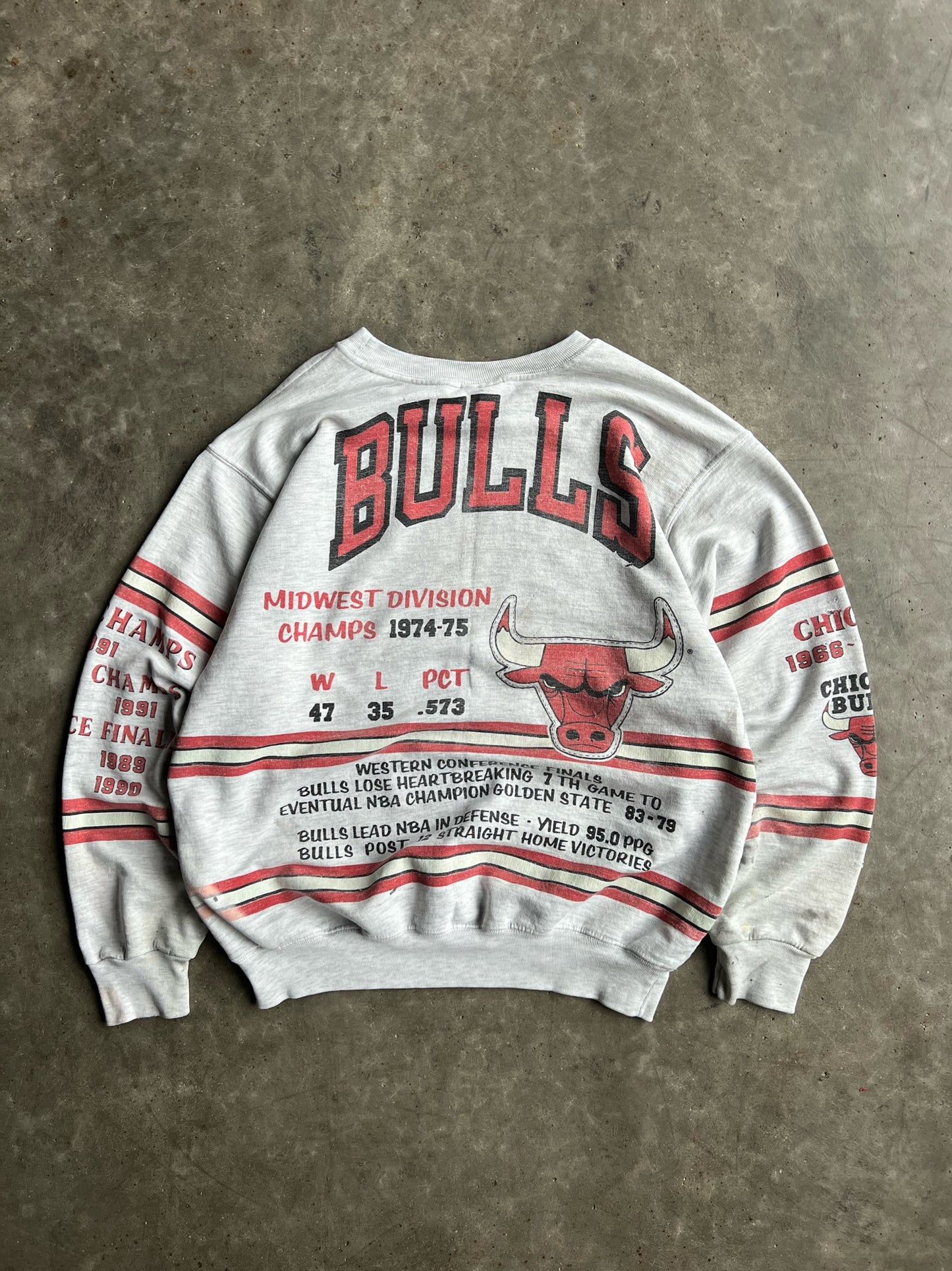 Vintage Faded Chicago Bulls Long Gone Crew - L