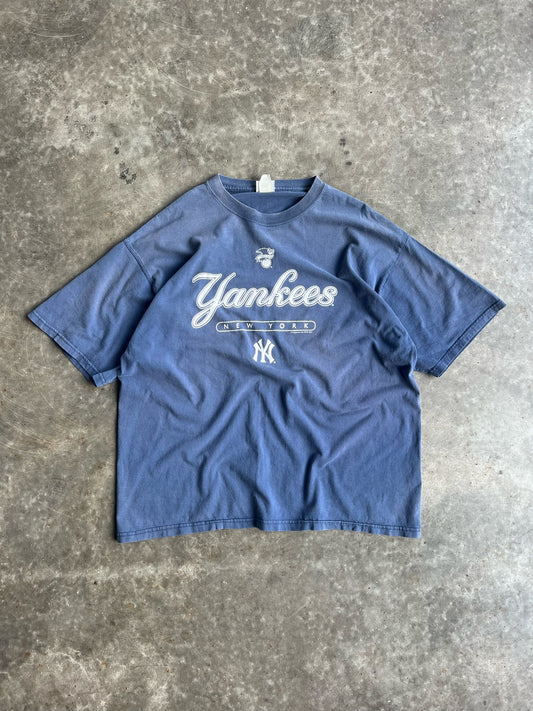 Vintage Navy New York Yankees Shirt - XL