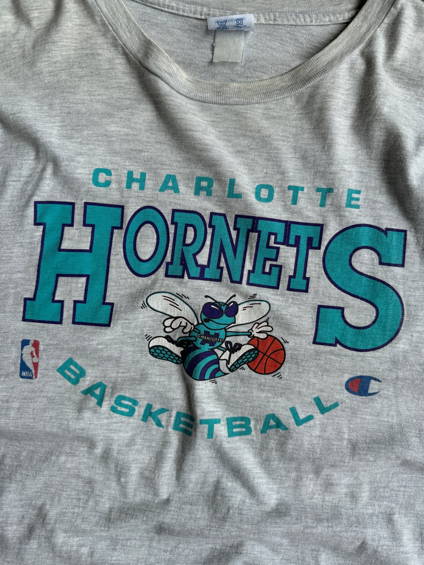 Vintage Charlotte Hornets Basketball Shirt - XL