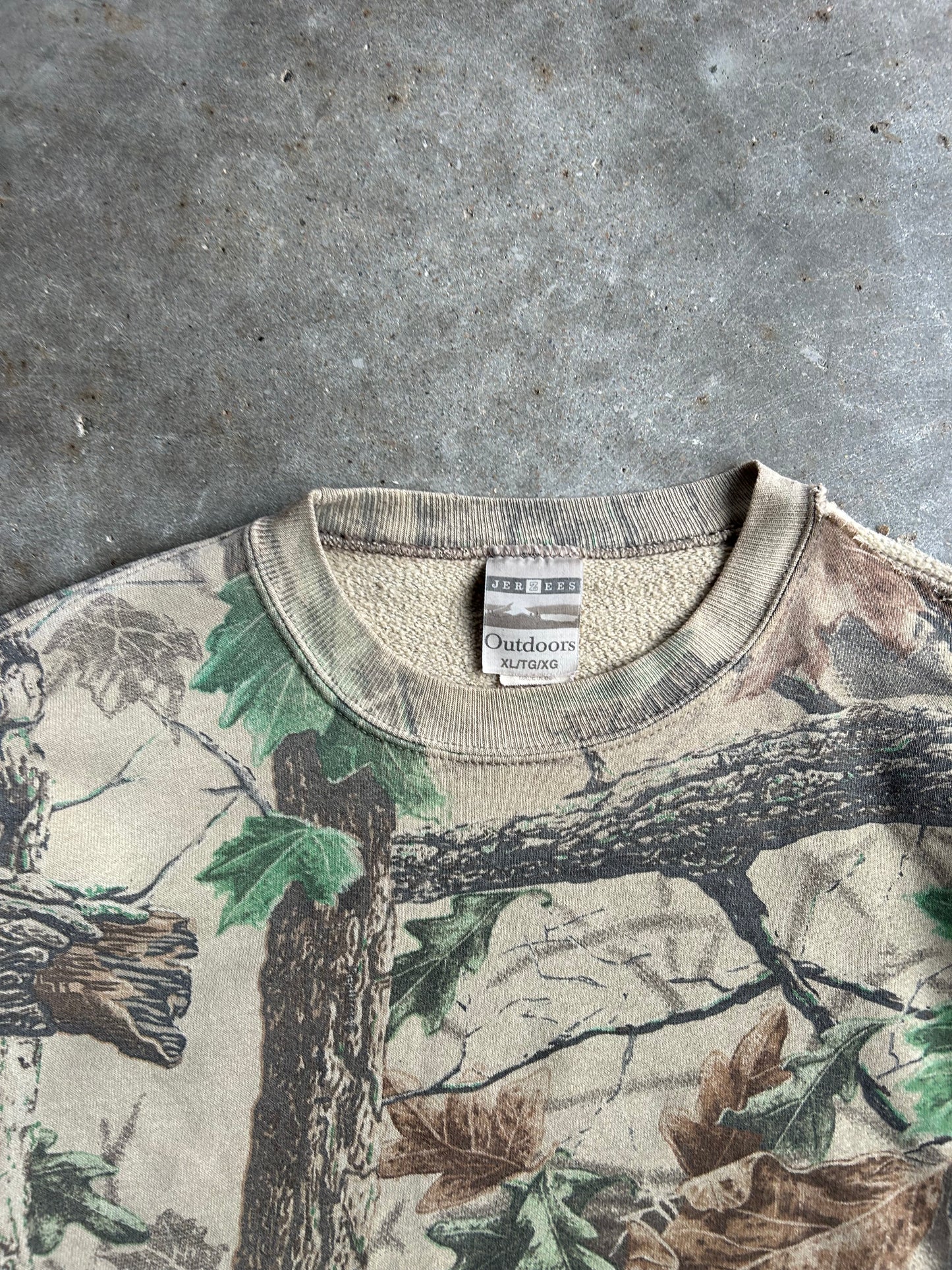 Vintage Jerzees Faded Camo Crew - XL