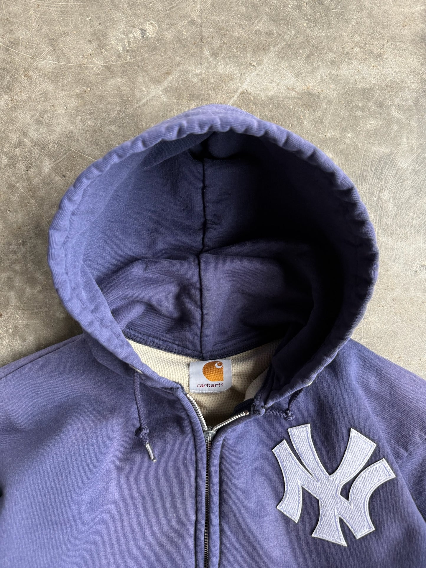 Vintage Navy Yankees Carhartt Zip Up Hoodie - M