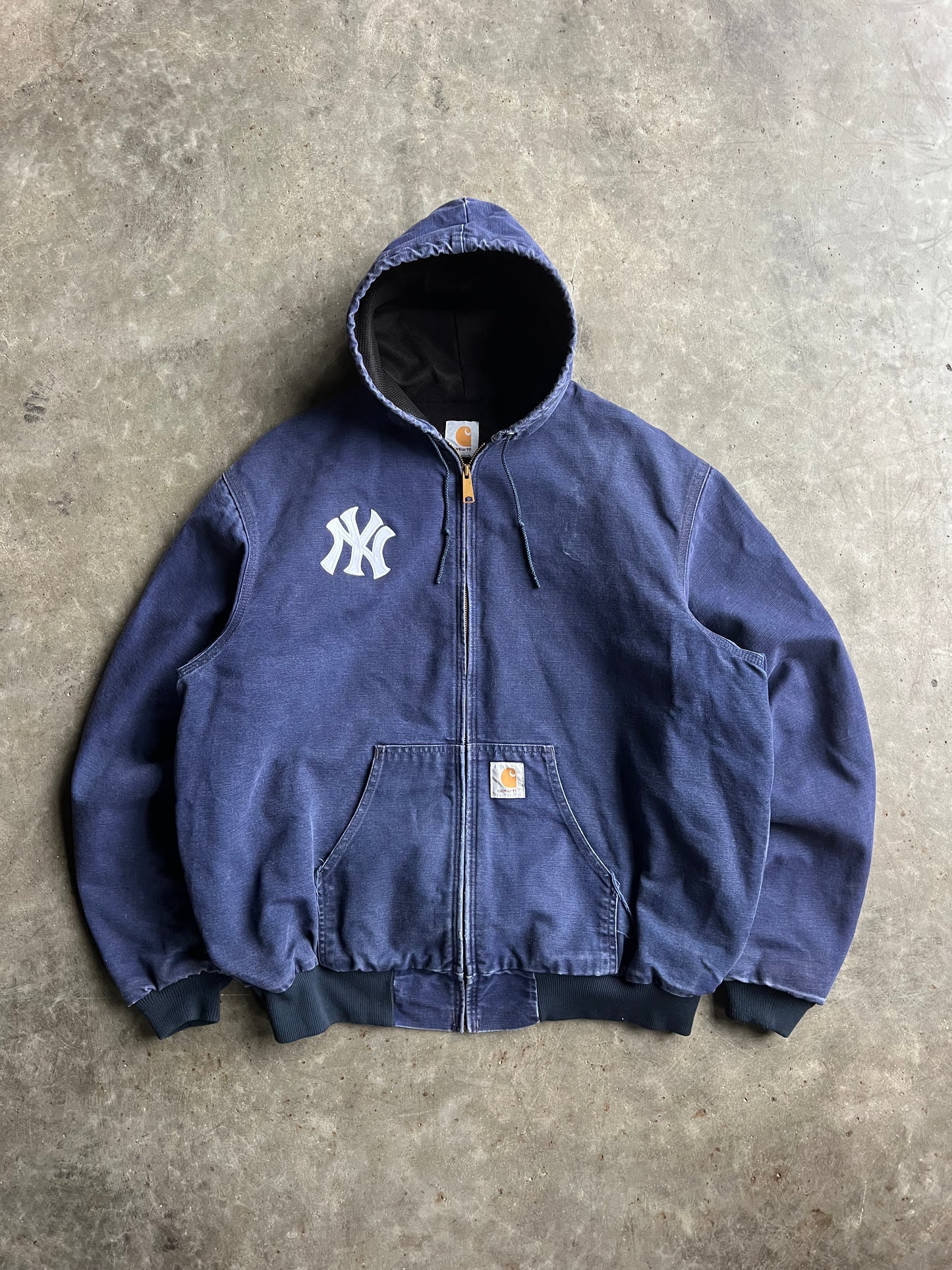 Vintage Navy Yankees Hooded Carhartt Jacket - XL