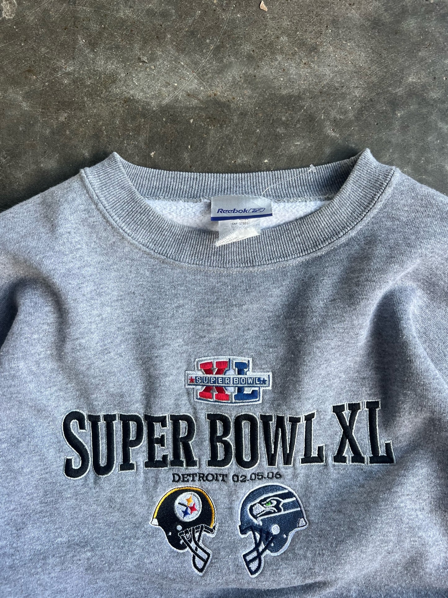 Vintage Super Bowl XL Steelers VS Eagles Crew - XL