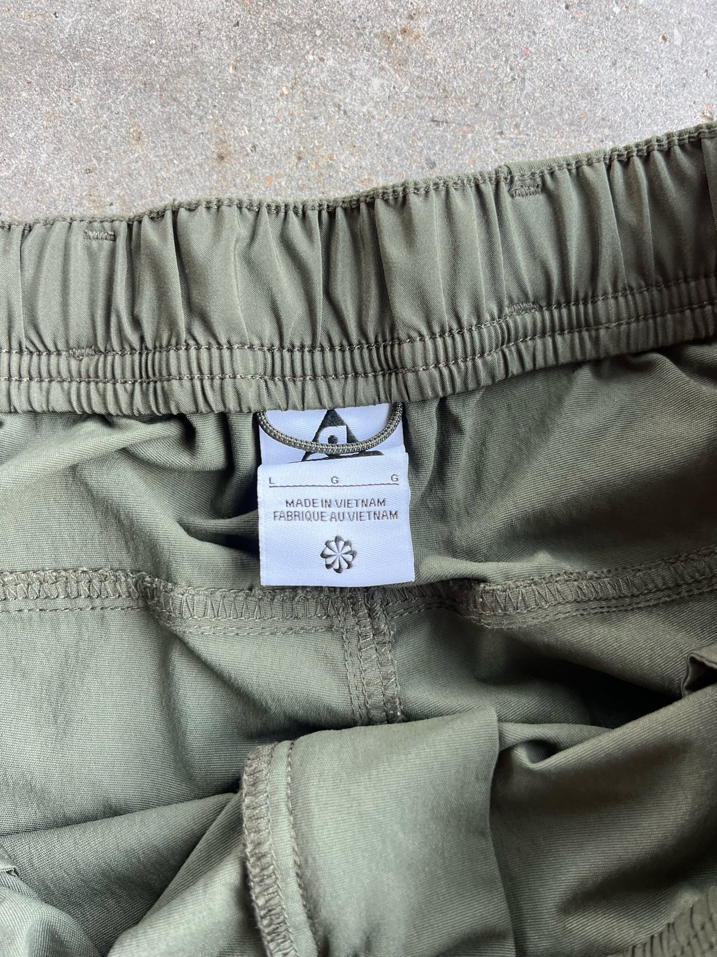 Vintage Olive Green ACG Pants - L