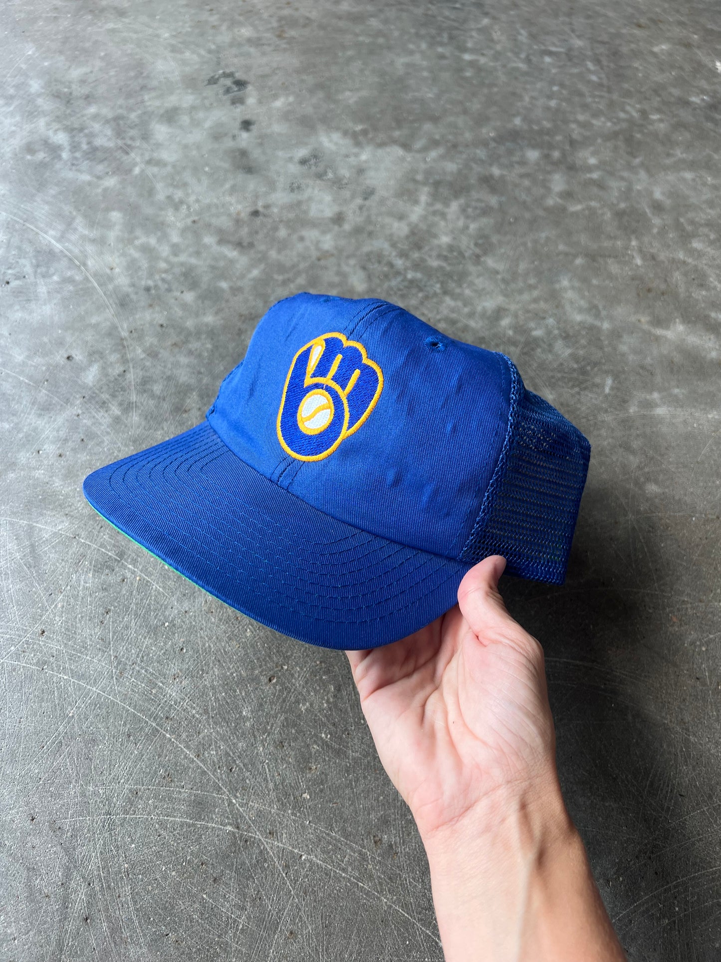 Vintage Milkwaukee Brewers Snapback Hat