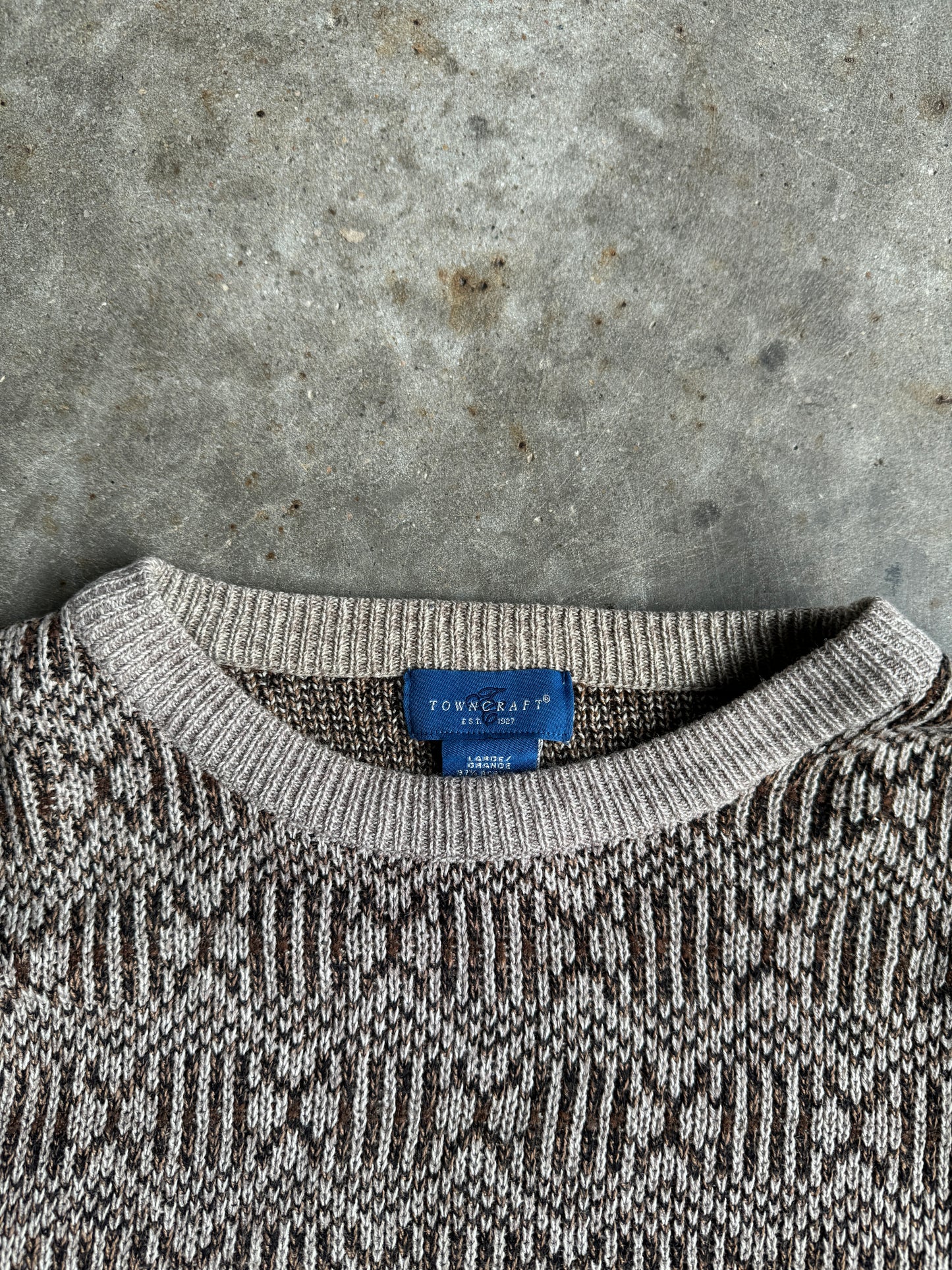 Vintage Town Craft Brown Knit Sweater - L