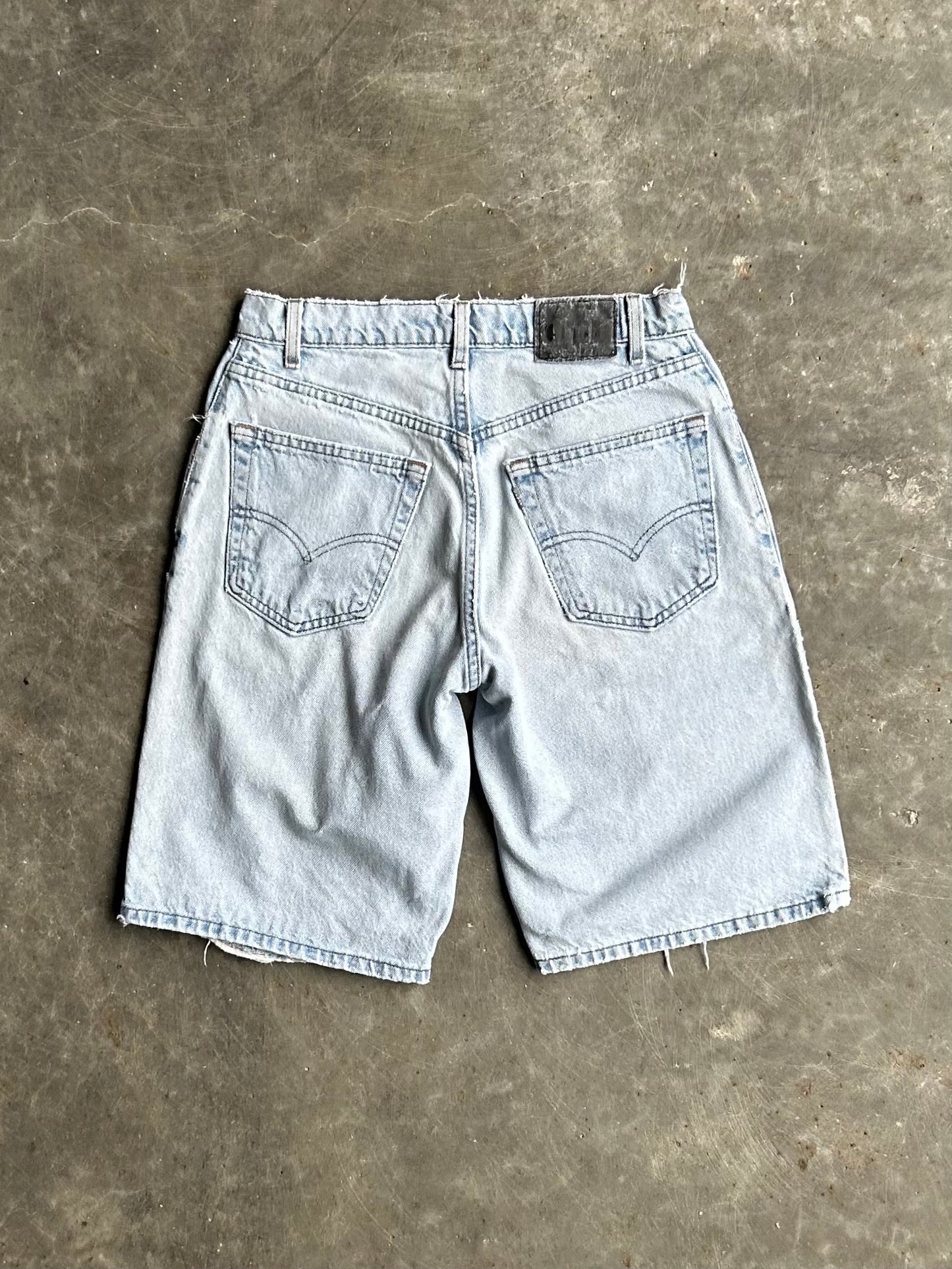 Vintage Levi’s SilverTab Distressed Denim Shorts - 28