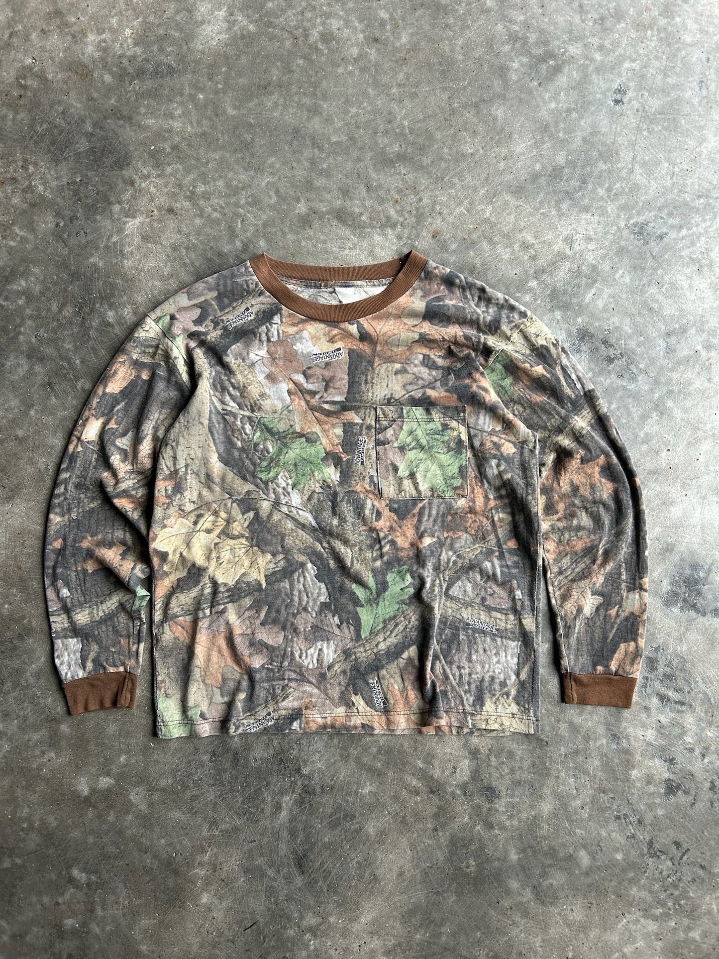 Vintage Advantage Camo Long Sleeve Shirt - M