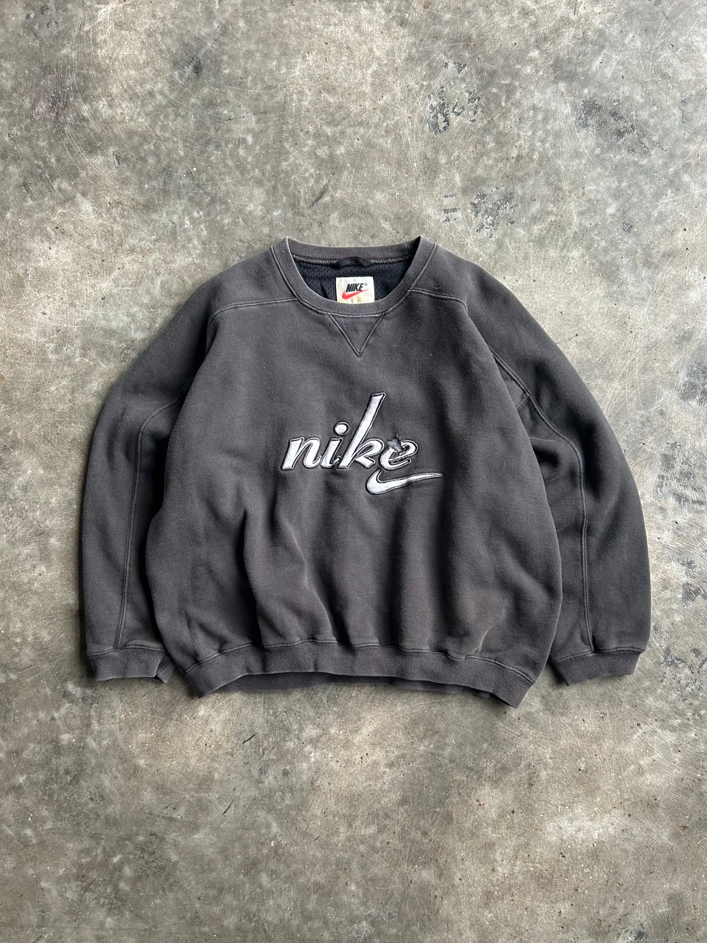 Vintage Black Nike Distressed Crew - S