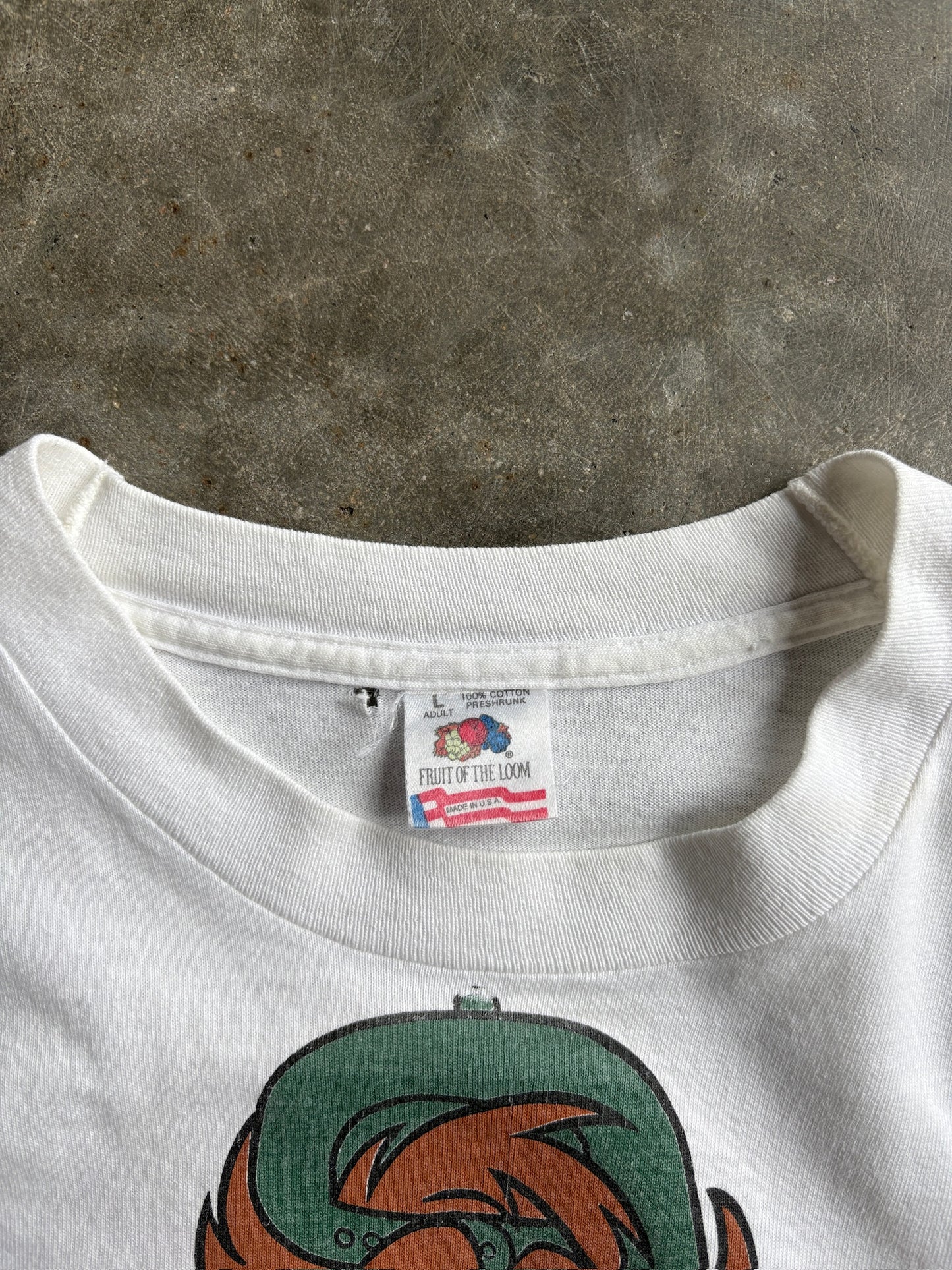 Vintage White ‘Taz’ Tasmanian Devil Tee - L