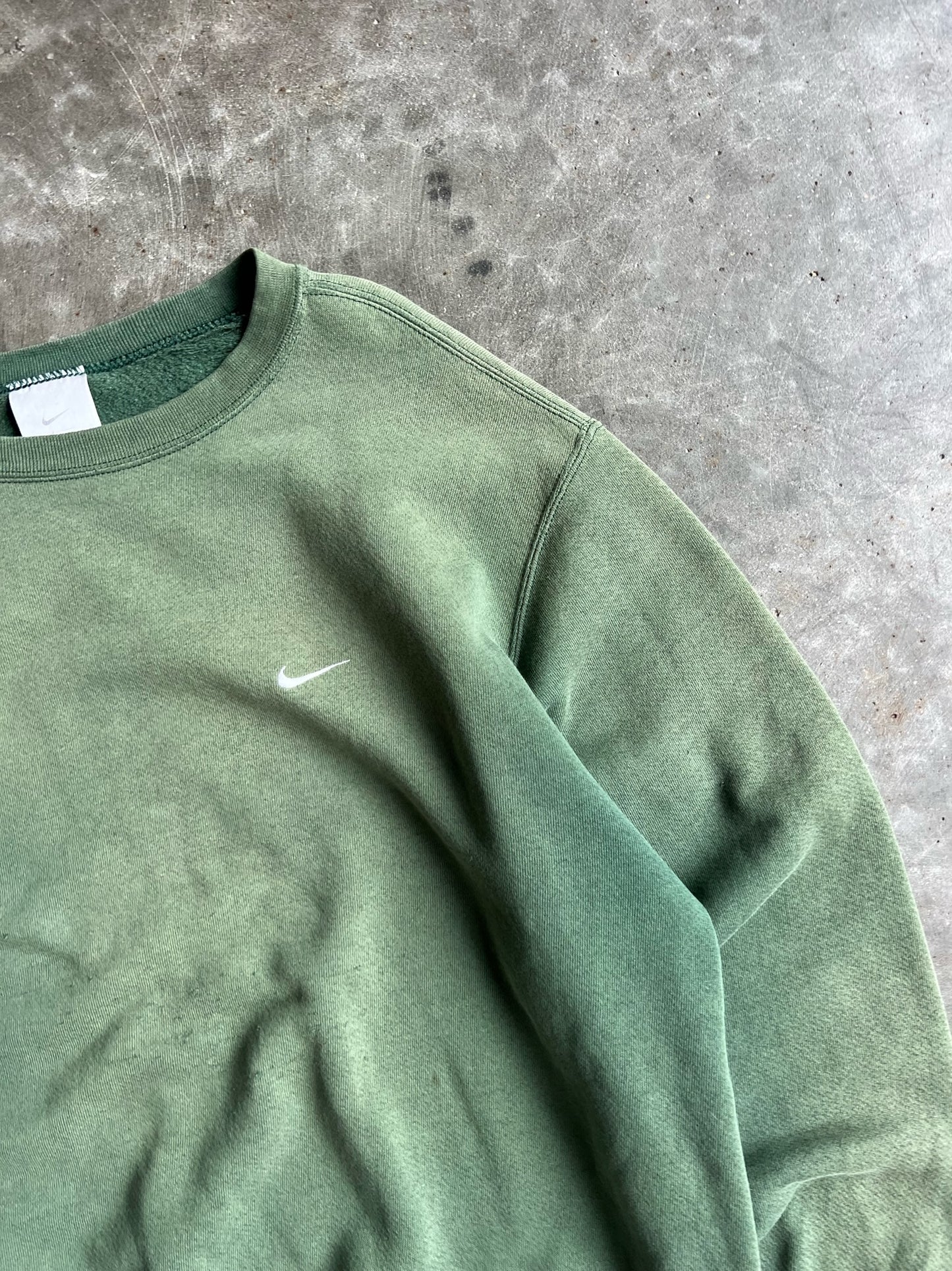 Vintage Faded Green Nike Crew - M