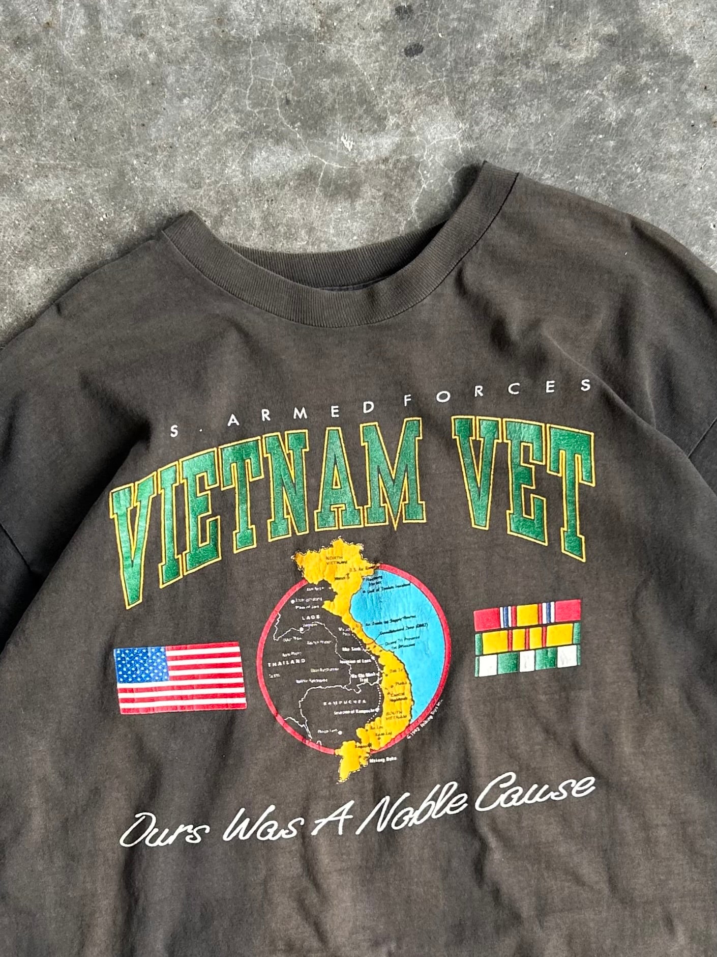 Vintage Brown Vietnam Vet Tee - XXL