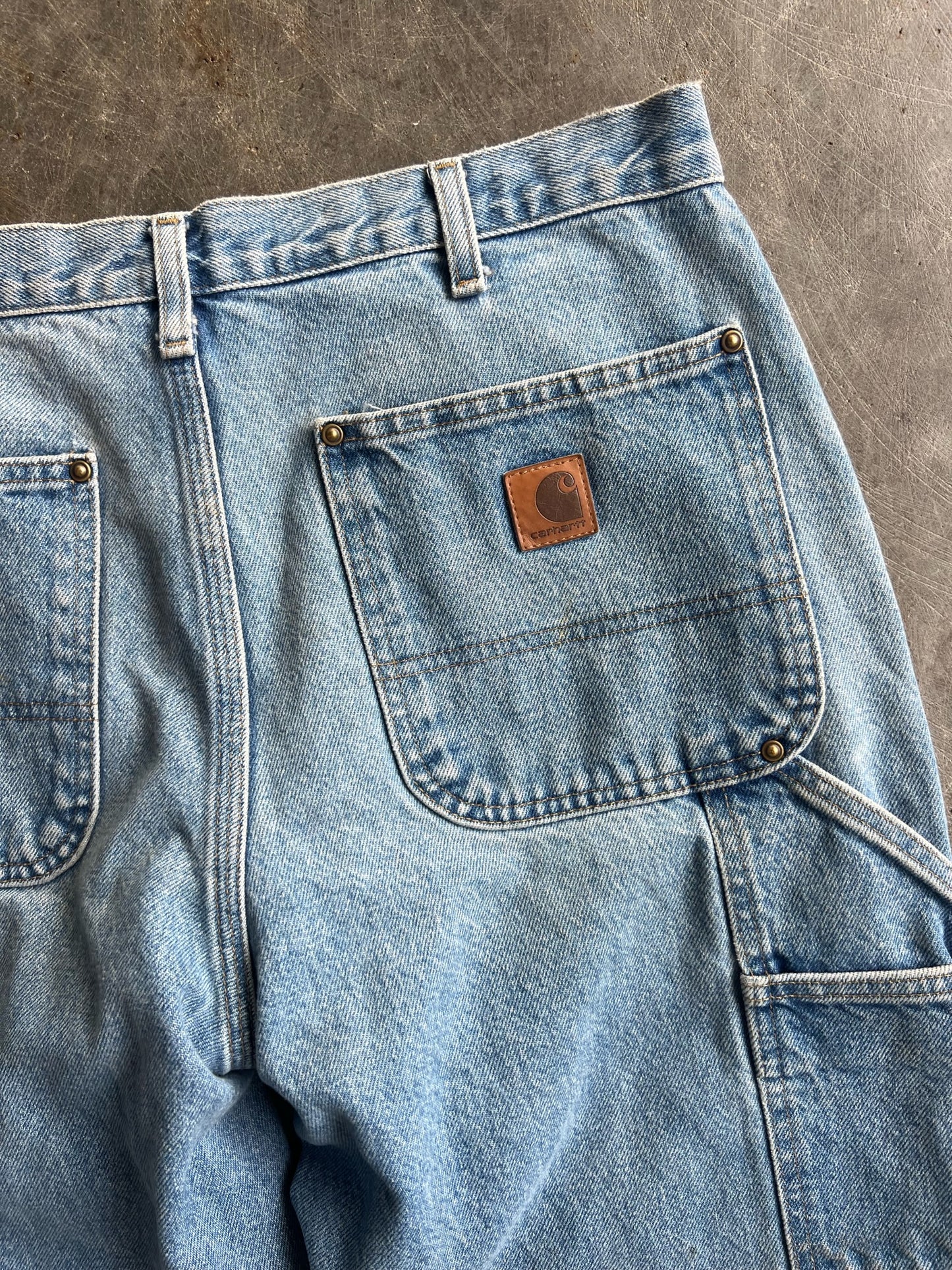 Vintage Light Wash Carhartt Double Knee - 32