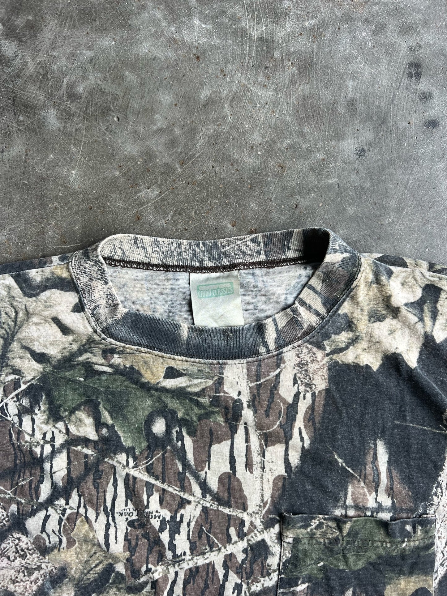 Vintage Mossy Oak Camo Shirt - XL