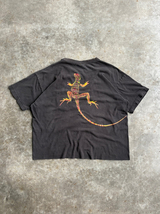 Vintage Faded Marlboro Unlimited Graphic Distressed Tee - XL