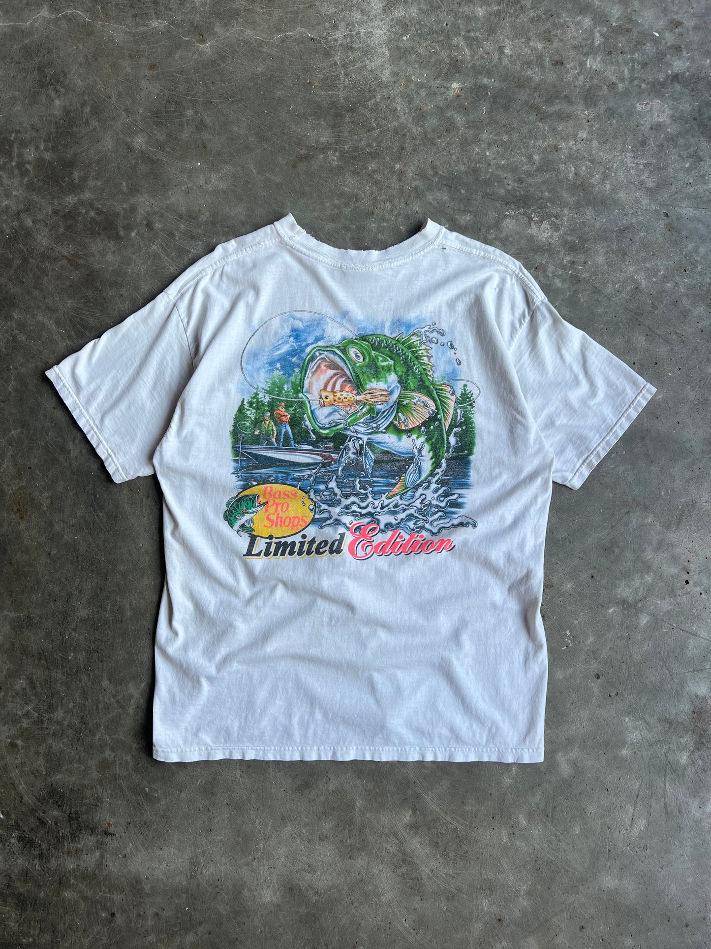 Vintage White Bass Pro Fishing Shirt - XL