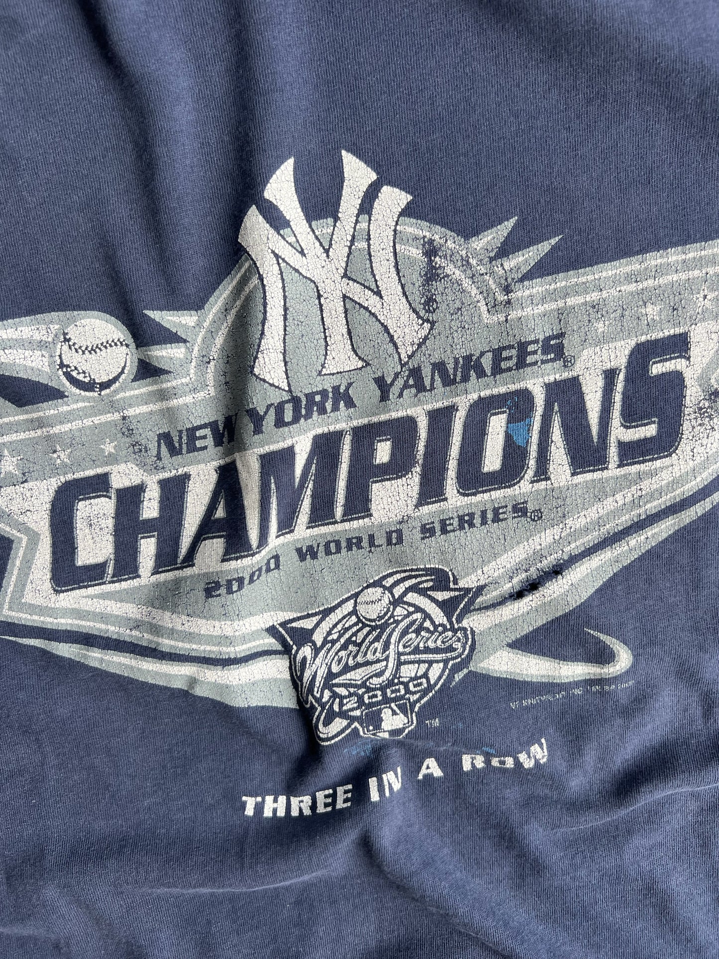 Vintage Navy NY Yankees 2000 World Series Champions Shirt - XXL