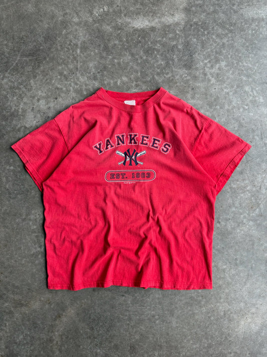 Vintage Faded Yankees 1903 Graphic Tee - XL