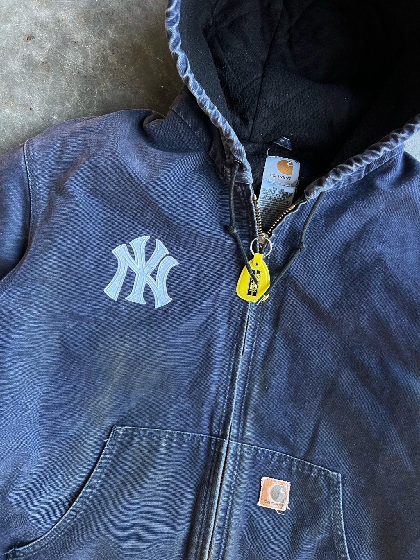 Vintage Yankees Navy Hooded Carhartt Jacket - XL