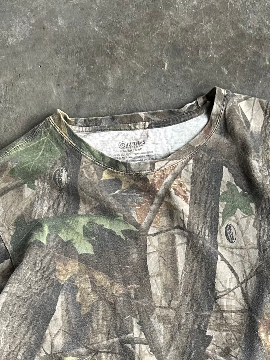 Vintage Outfitters Ridge Realtree Long Sleeve Camo Tee - M