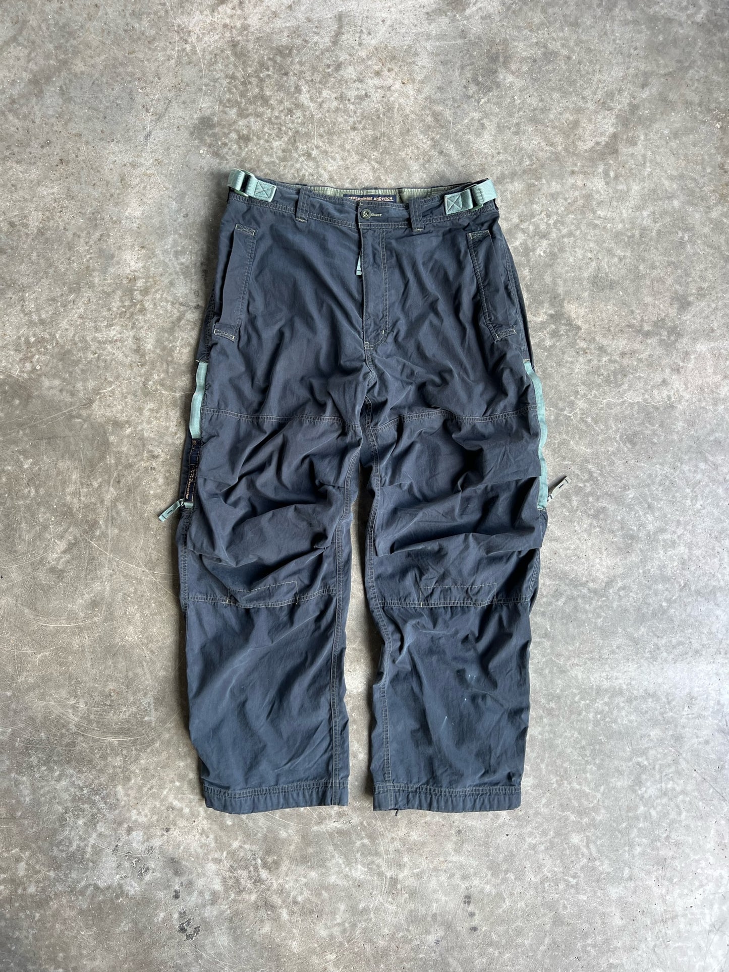 Vintage Abercrombie & Fitch Cargo Pants - L