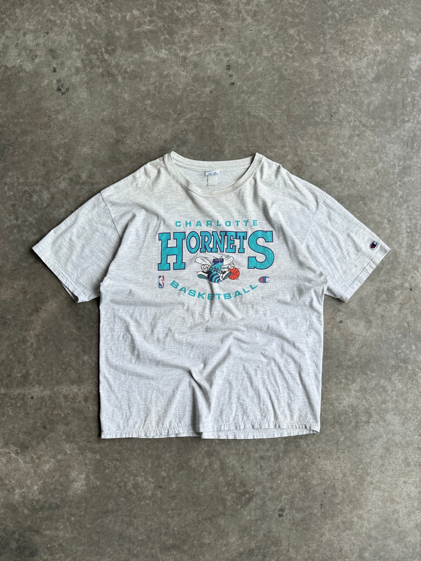 Vintage Charlotte Hornets Basketball Shirt - XL